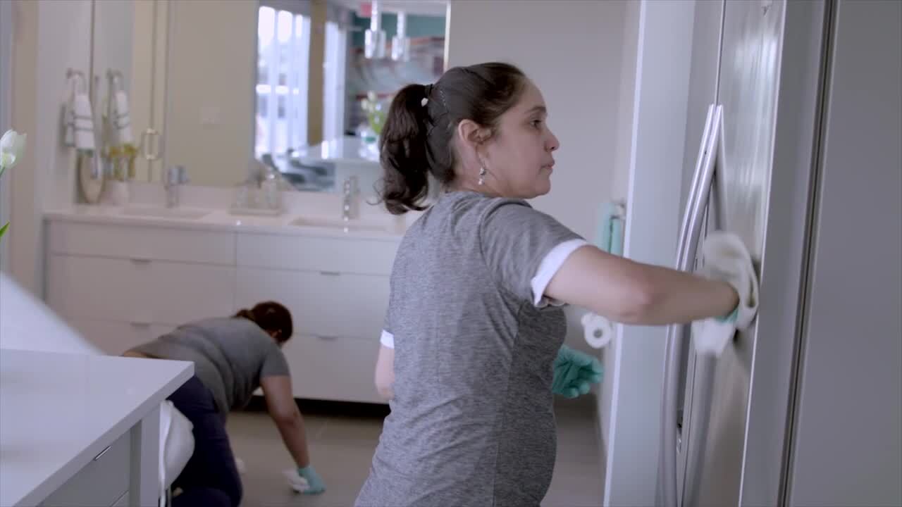 OUTSTANDING CLEANING 110 Photos & 35 Reviews Home Cleaning