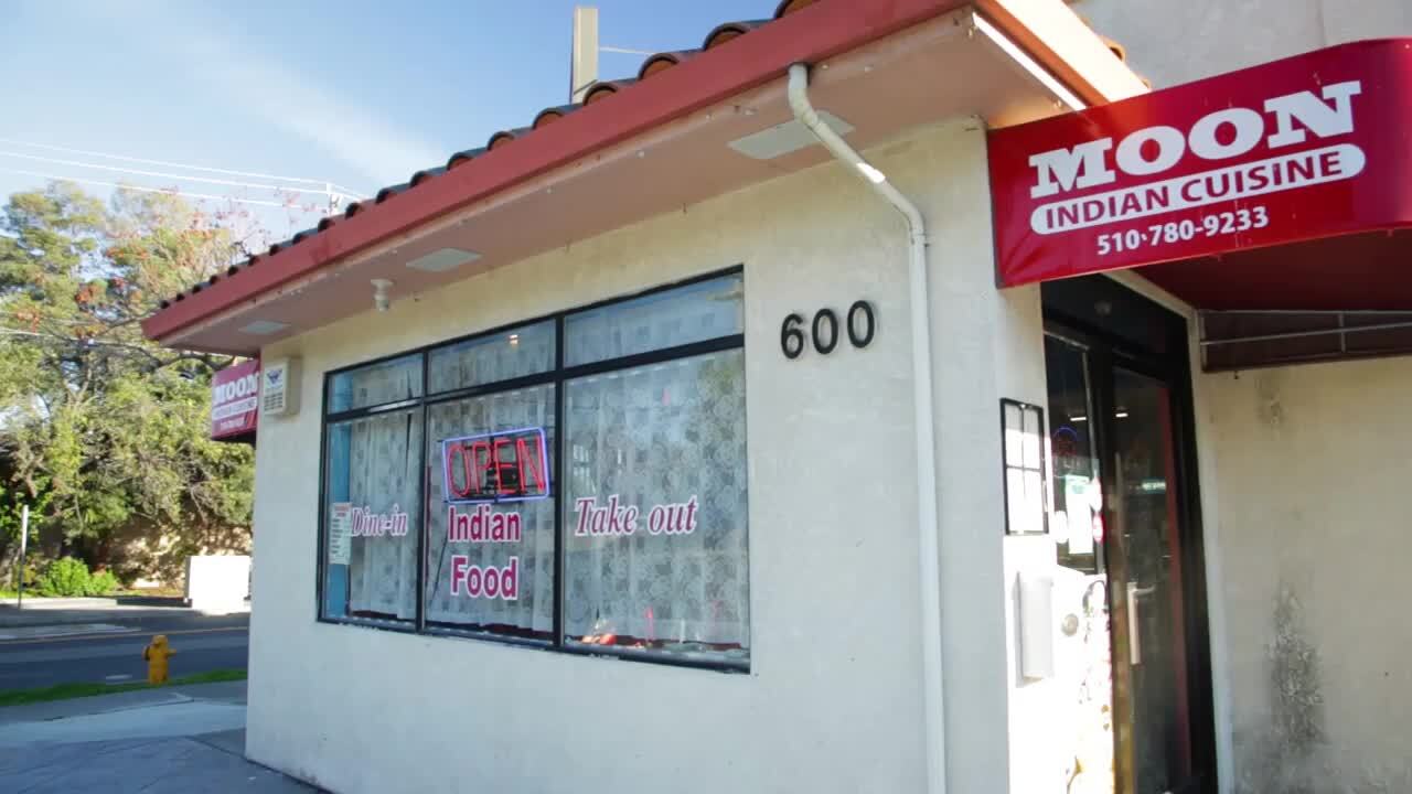 MOON INDIAN CUISINE 429 Photos & 606 Reviews Indian 600 W Harder