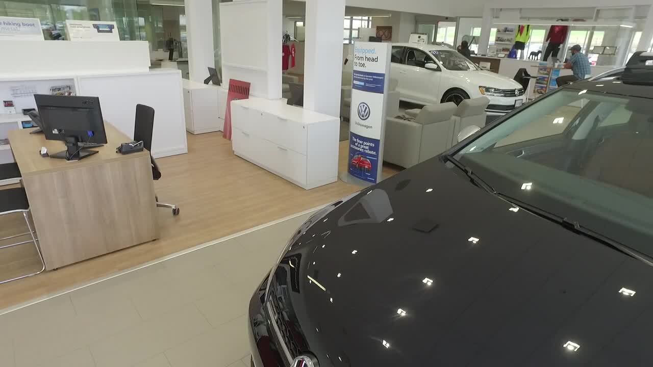 Lithia Volkswagen of Des Moines 27 Reviews Car Dealers 5200 Merle