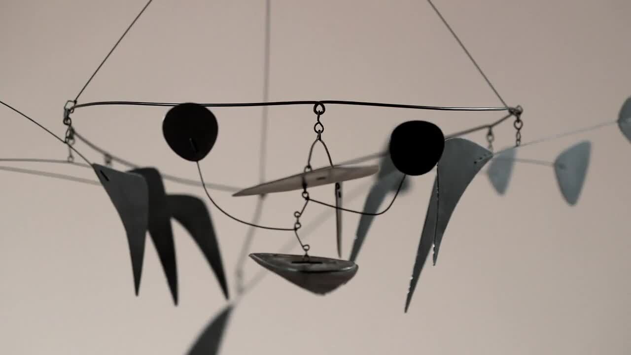 360 View: Alexander Calder’s T auction at Christies