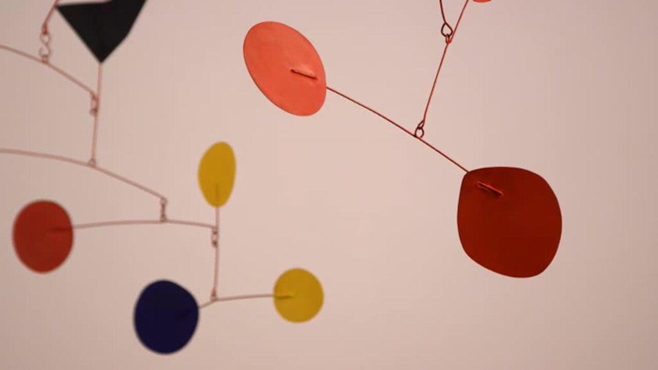 360 View: Alexander Calder’s B auction at Christies