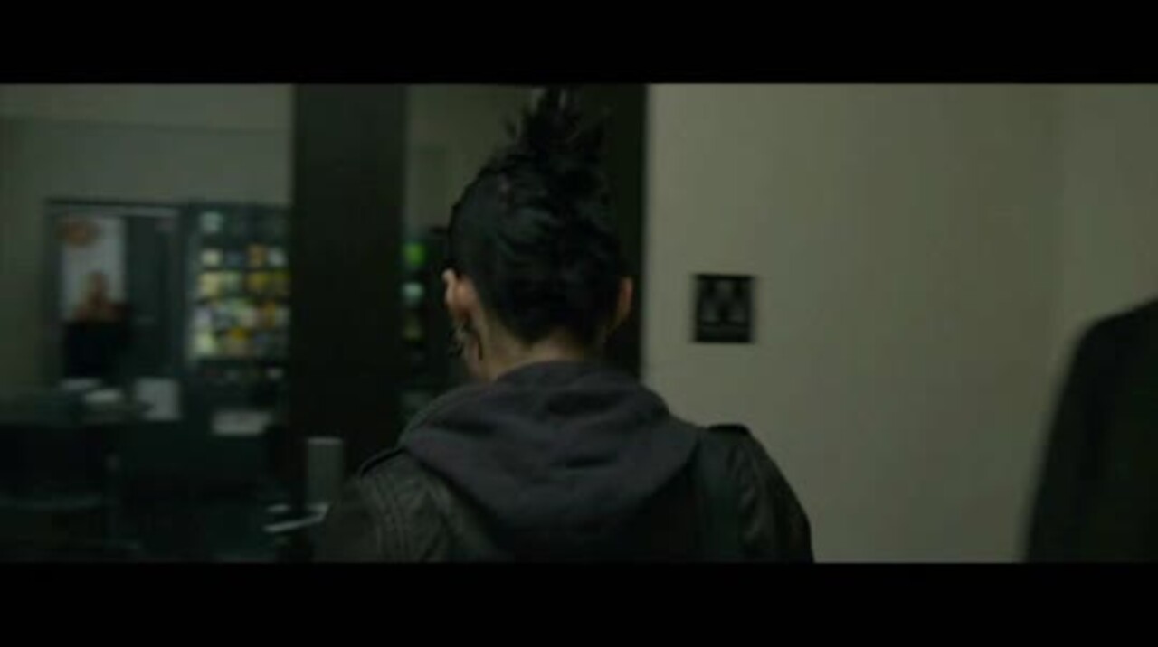 The girl with the Dragon tattoo Movie 2011  Summary Cast  Plot