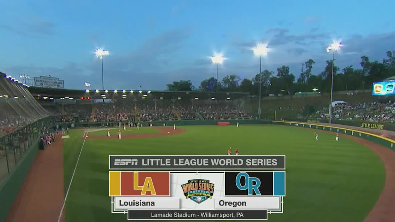 The little league World Series champs arrive at Dodger Stadium 🙌  @elsegundolittleleague . Tune in to Dodgers-Diamondbacks tonight at…