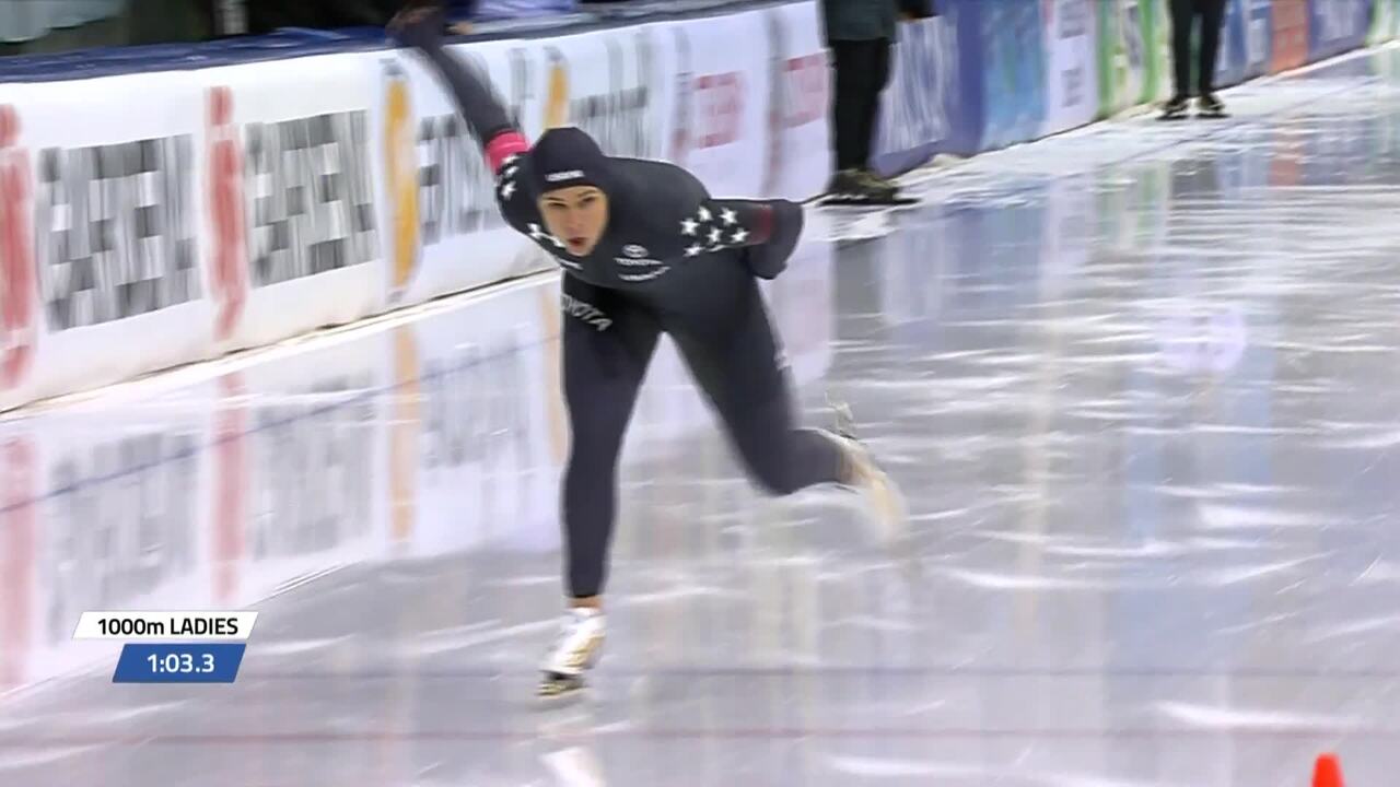 Brittany Bowe skates for GOLD in the 1000m