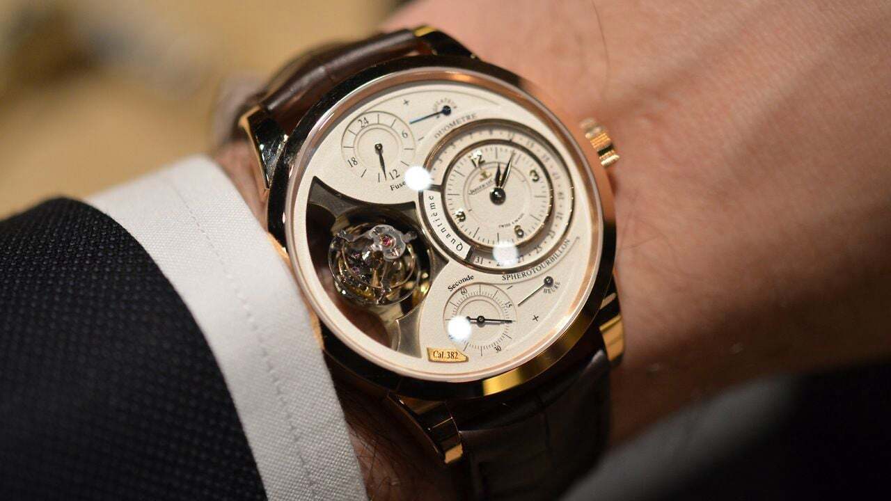 In Depth The Jaeger LeCoultre Duom tre Sph rotourbillon Live