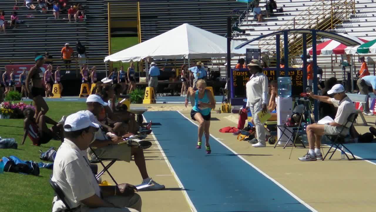 Videos Girls Long Jump Freshman Flight 1 Haley Mouser r2 New