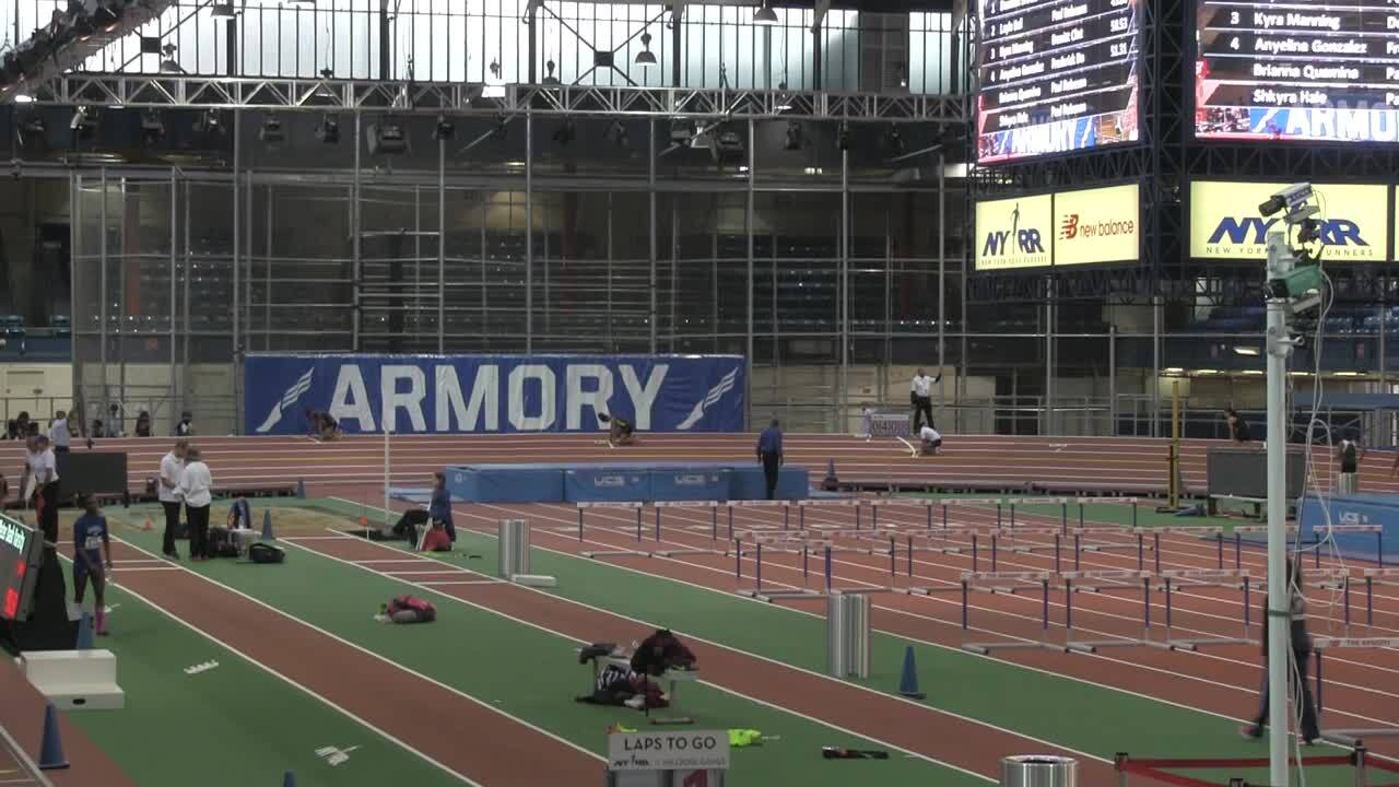 Women Lead After Day One of CUNYAC Outdoor Track And Field