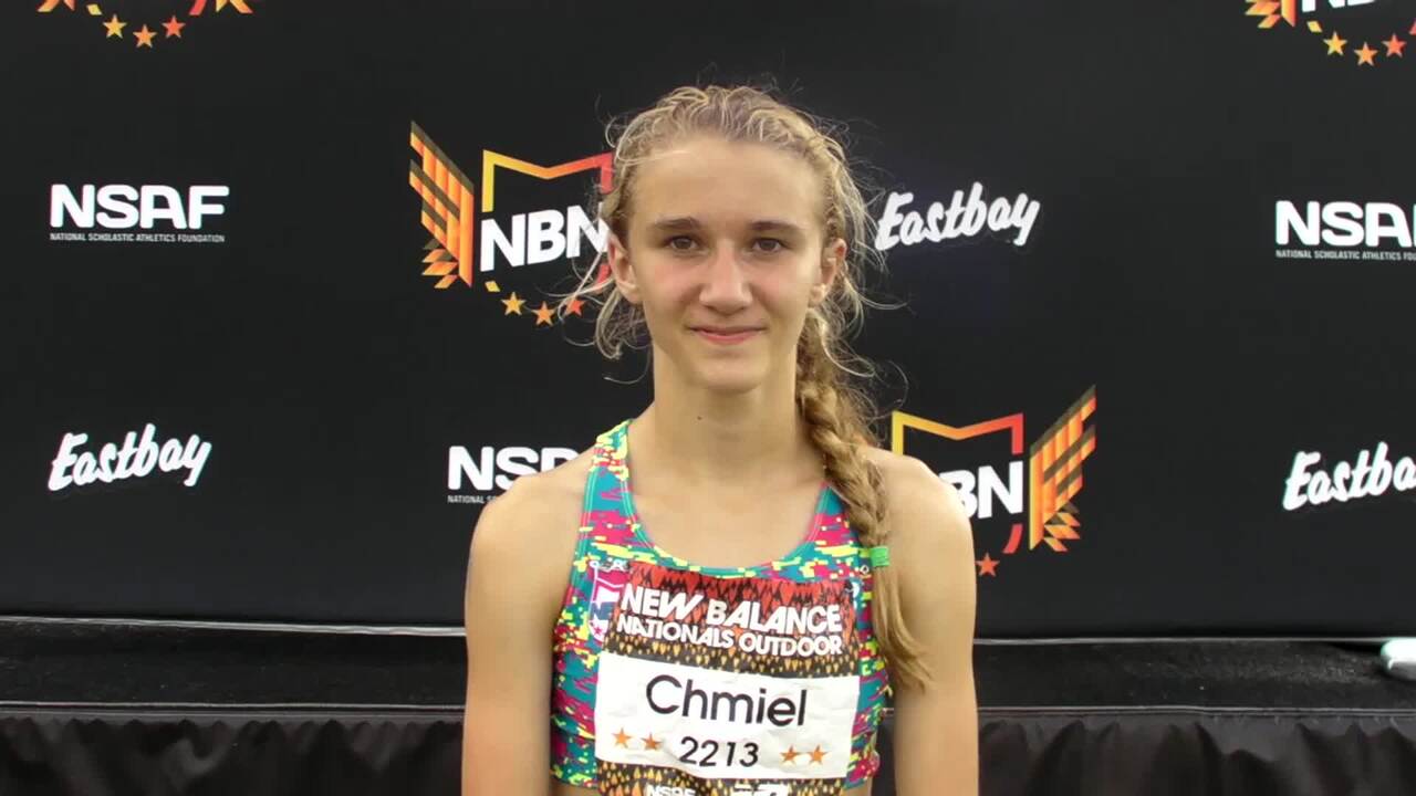 Mustang girls group runs at Nike Nationals, wins a four-mile relay