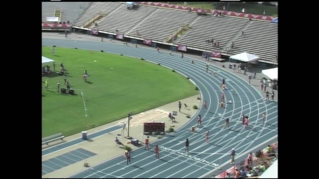 DyeStat.com - Videos - Lake Oswego OR Champions Girls 4x200m - Oregon  Relays presented by AthleticNET