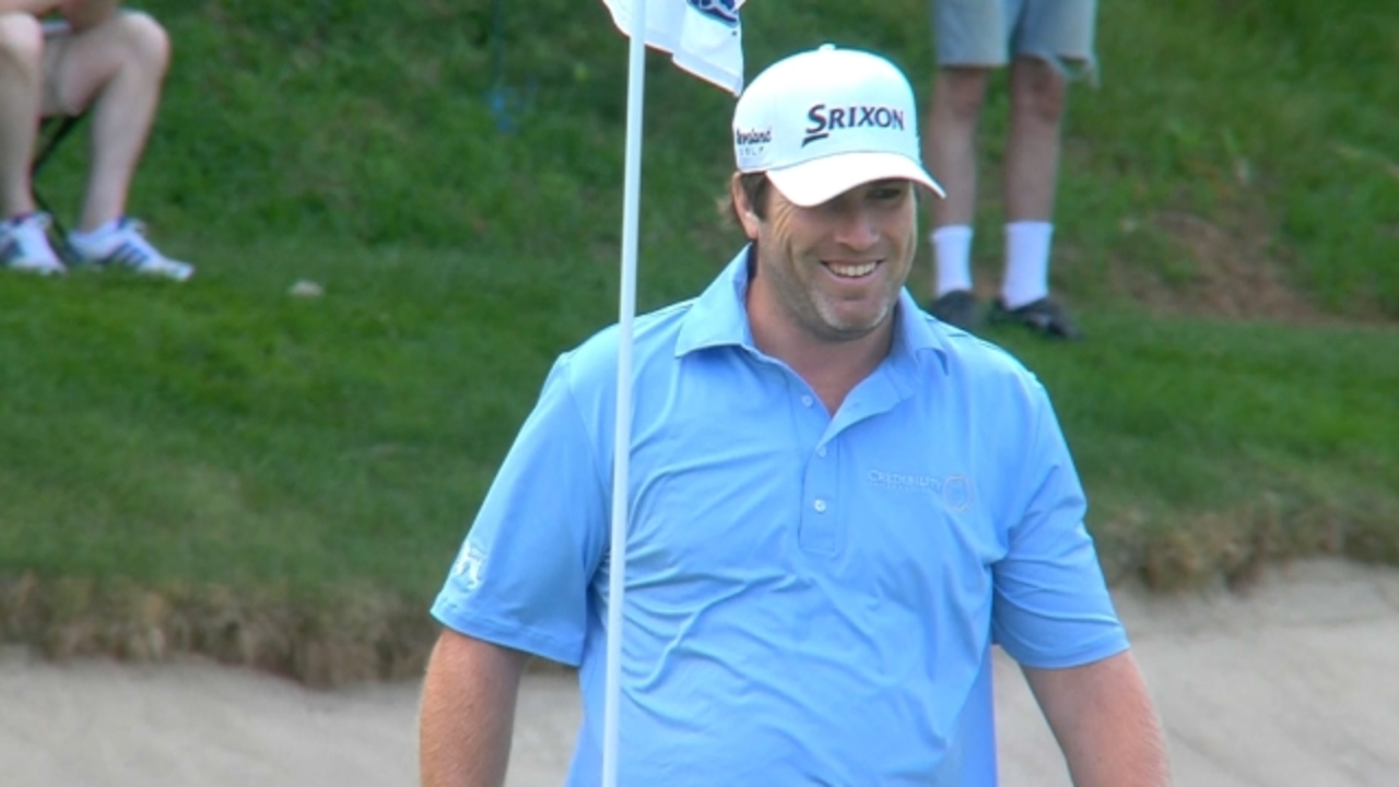 Jim Renner's chip-in birdie on No. 15 at Travelers