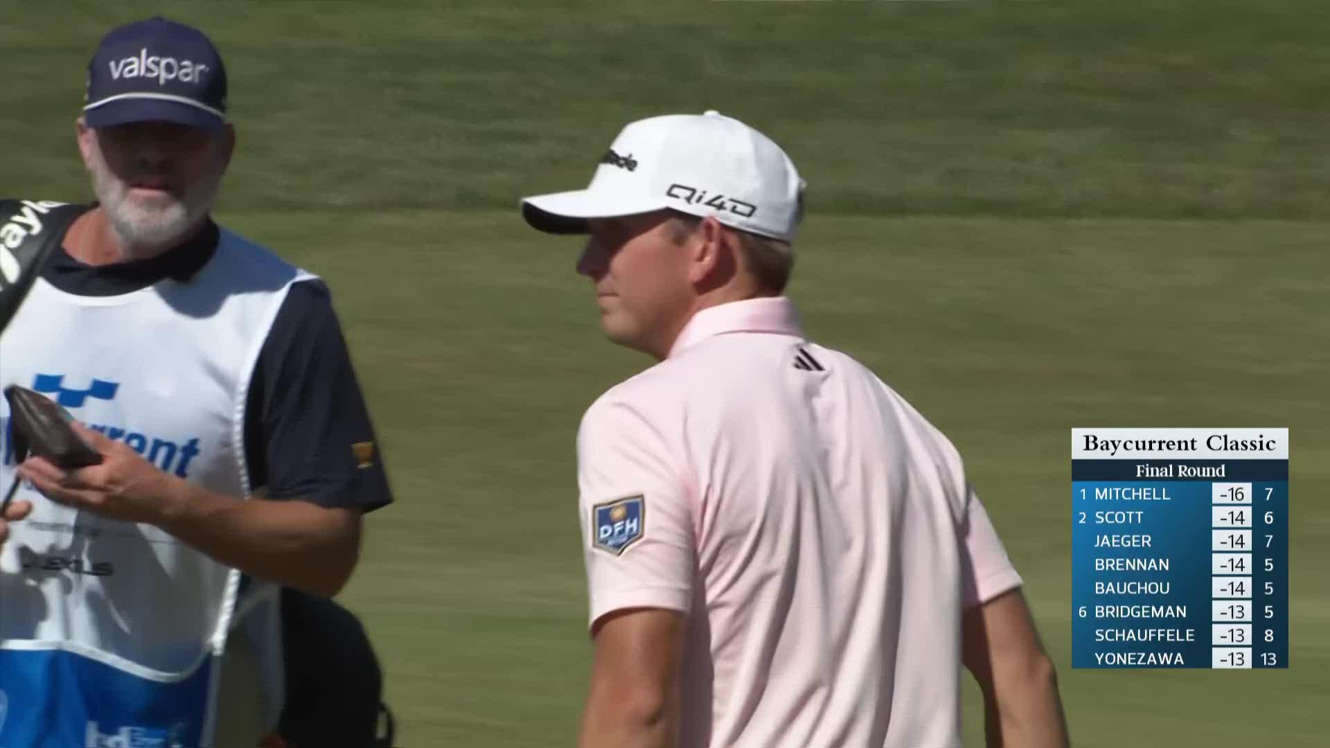 Jacob Bridgeman drains 6-foot putt for birdie on No. 6 at Baycurrent