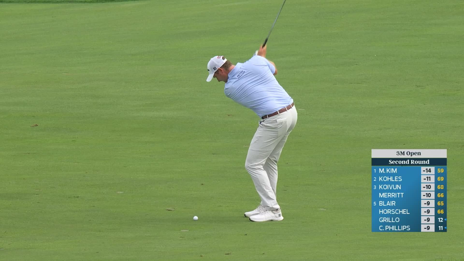 Vince Whaley gets up-and-down from 124 yards for birdie on No. 18 at 3M Open