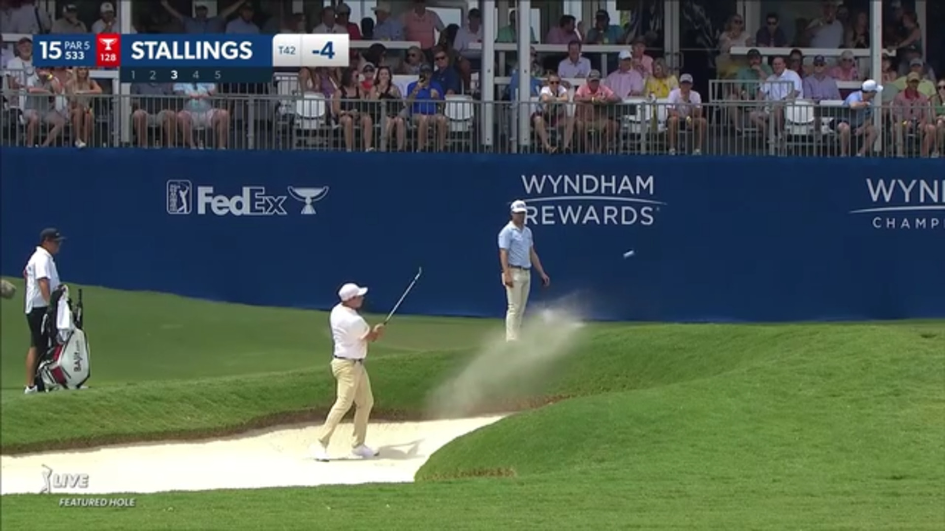 Scott Stallings gets up-and-down from greenside bunker at Wyndham