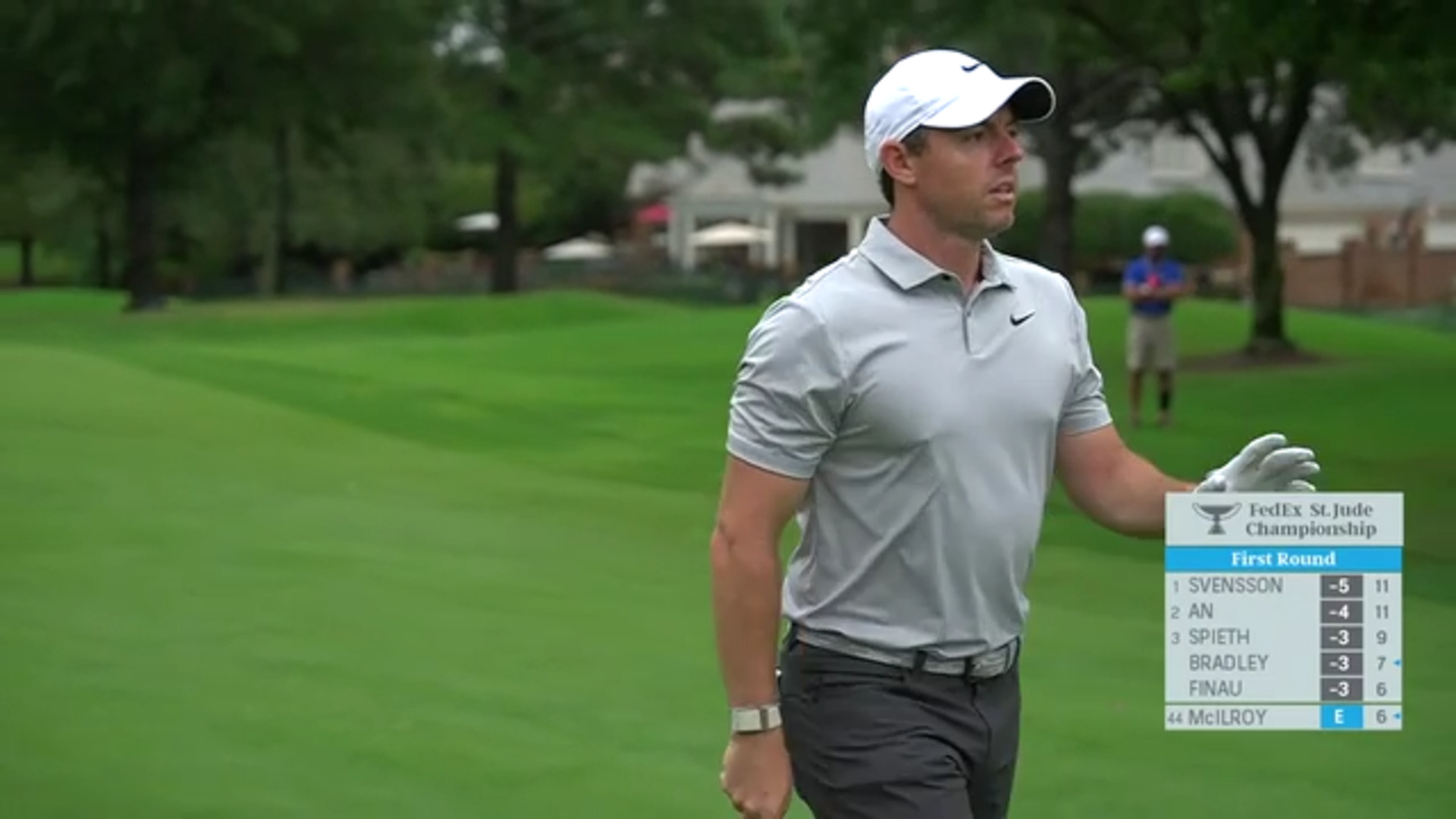 Rory McIlroy reaches in two with excellent approach yielding eagle at FedEx St