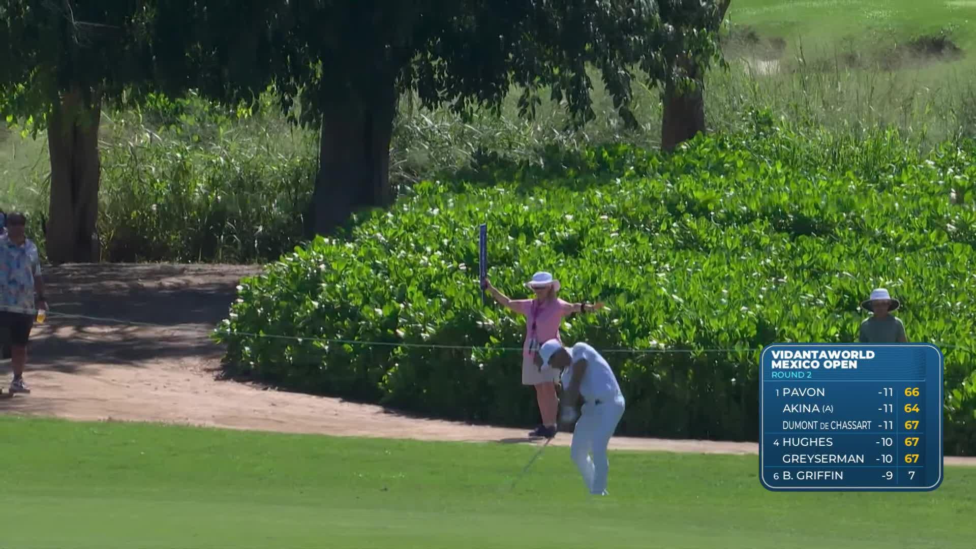 Camilo Villegas's 187-yard approach sets up birdie on No. 18 at Mexico Open