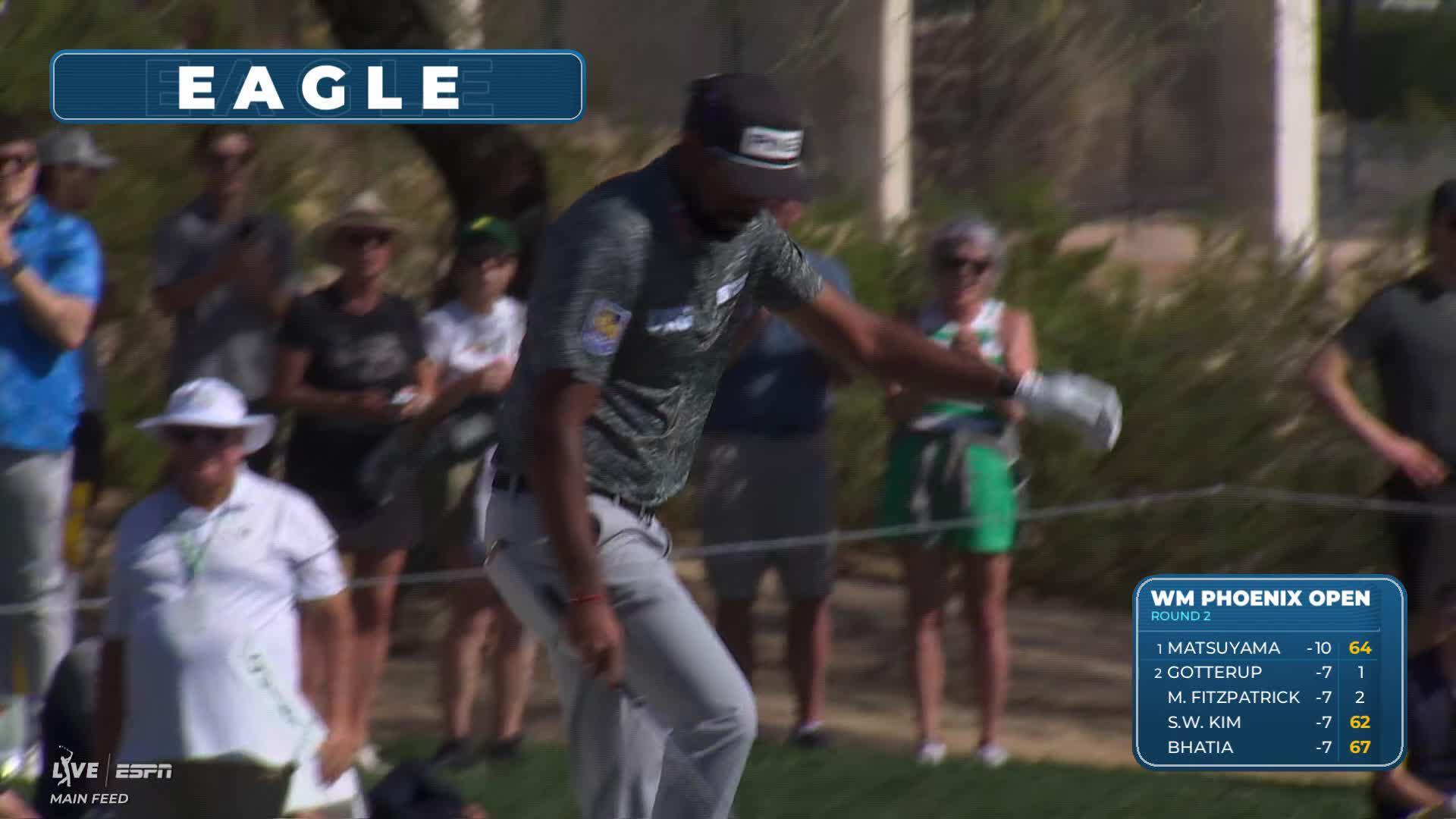 Sahith Theegala chips in from 70 feet for eagle on No. 3 at WM Phoenix Open