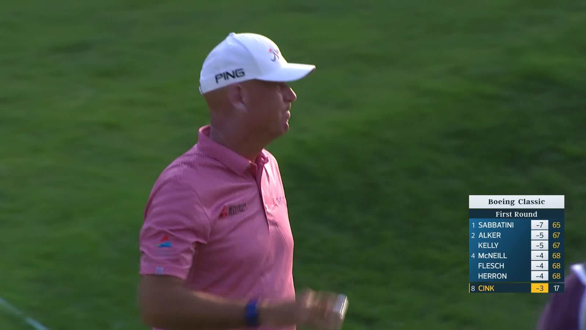 Stewart Cink makes birdie on No. 18 at Boeing Classic