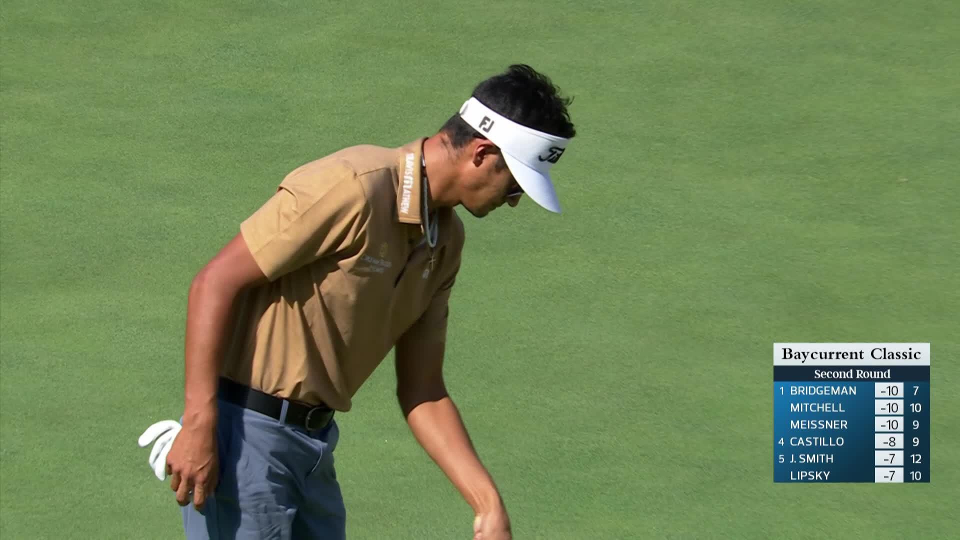 Ricky Castillo sinks 31-foot birdie putt on No. 9 at Baycurrent