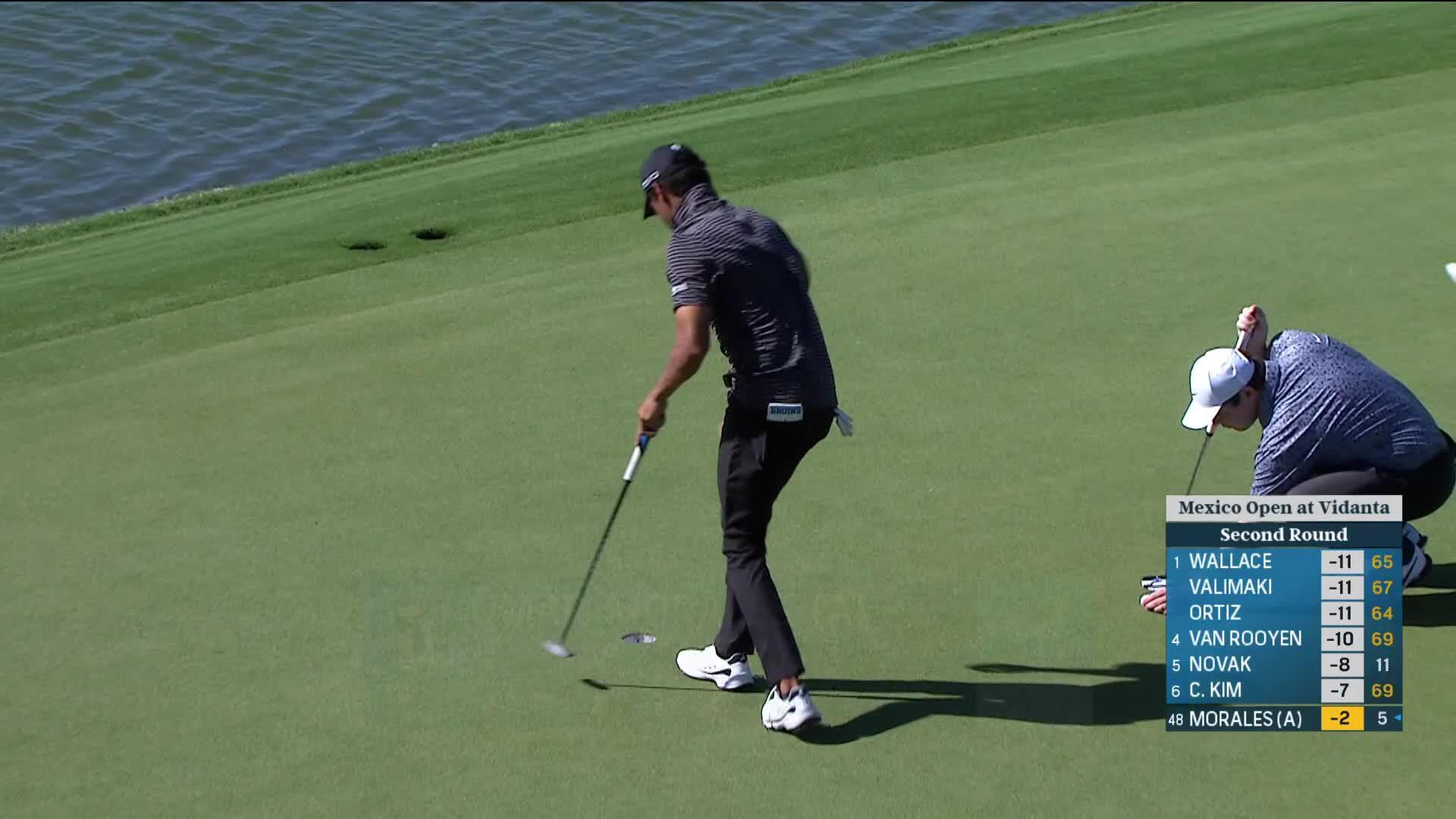 Omar Morales makes birdie on No. 14 at Mexico Open