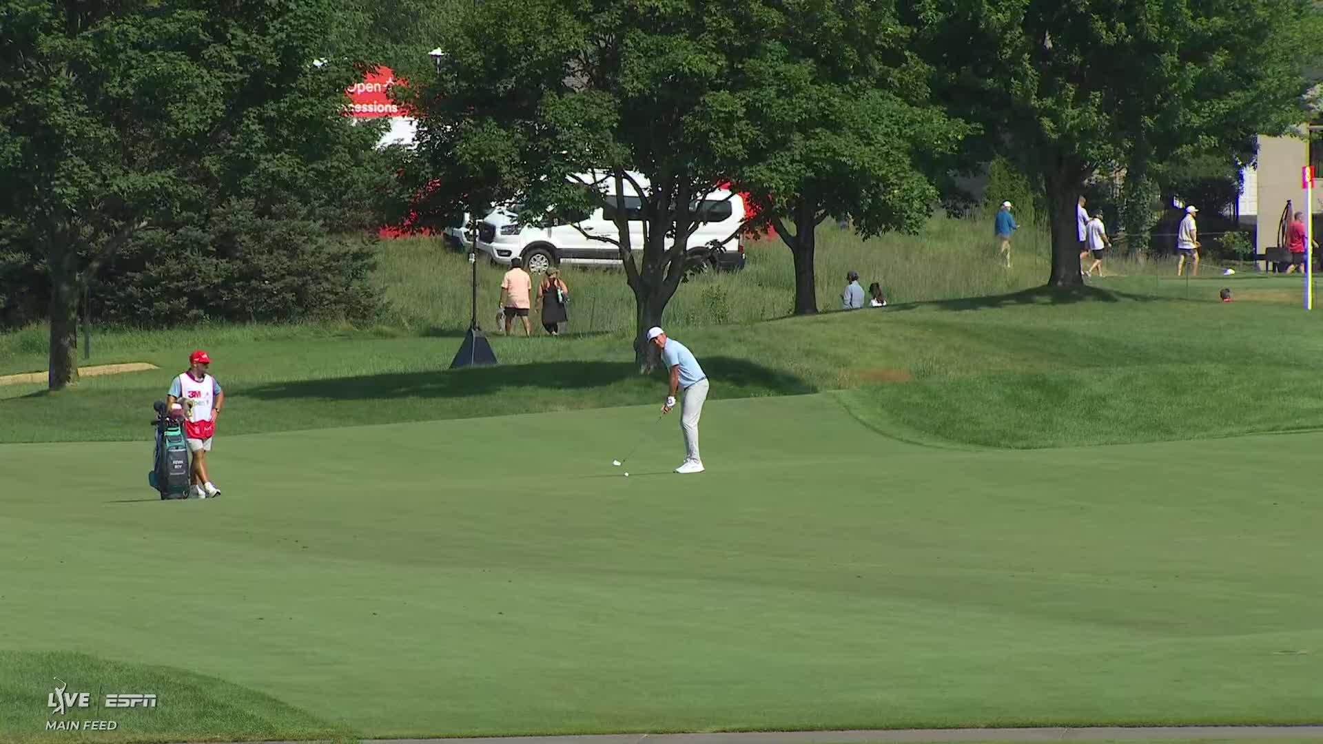 Kevin Roy's 215-yard approach sets up birdie on No. 9 at 3M Open