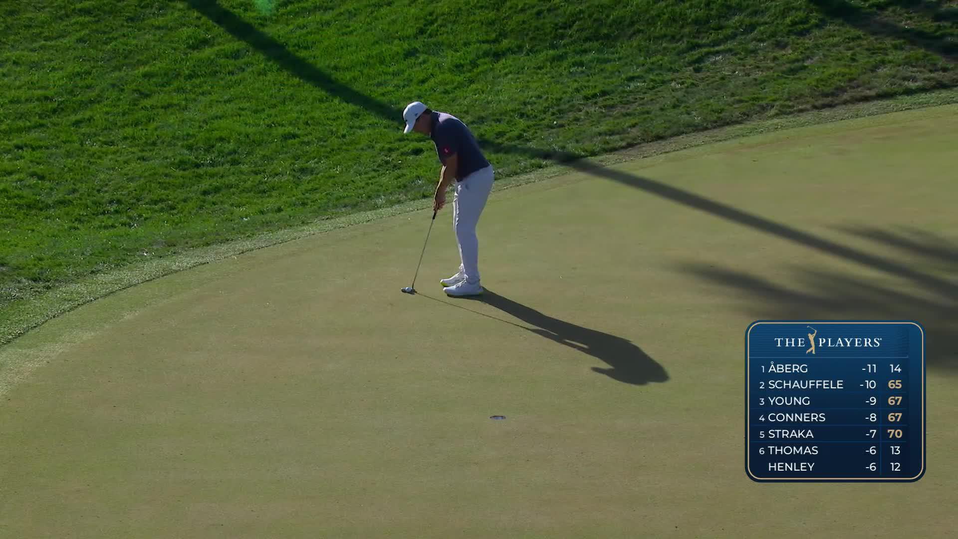 Matt Fitzpatrick sinks 12-foot birdie putt on No. 5 at THE PLAYERS