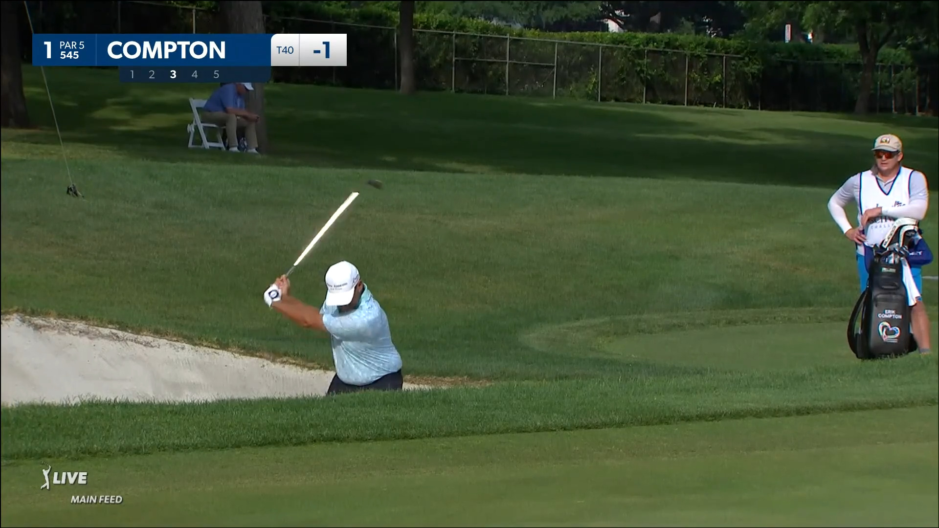 Erik Compton's bunker play leads to birdie at Charles Schwab