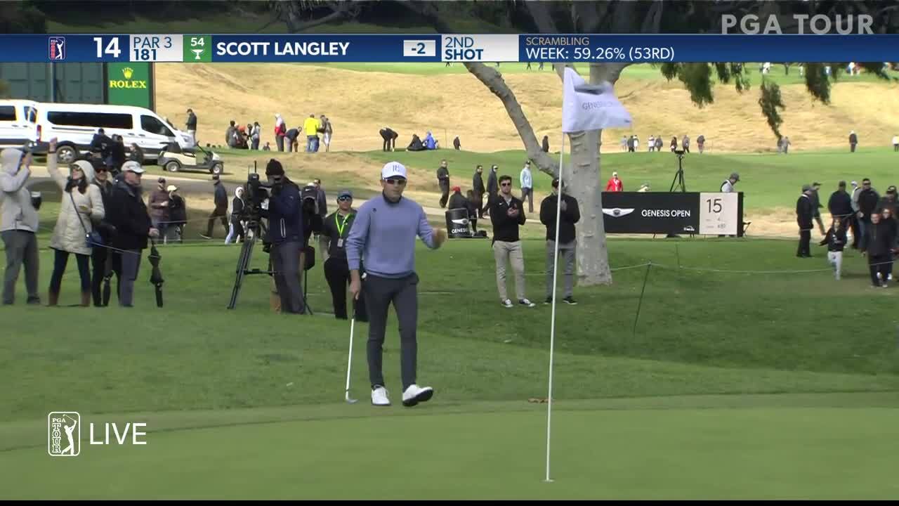 Scott Langley chips in for birdie at Genesis Open