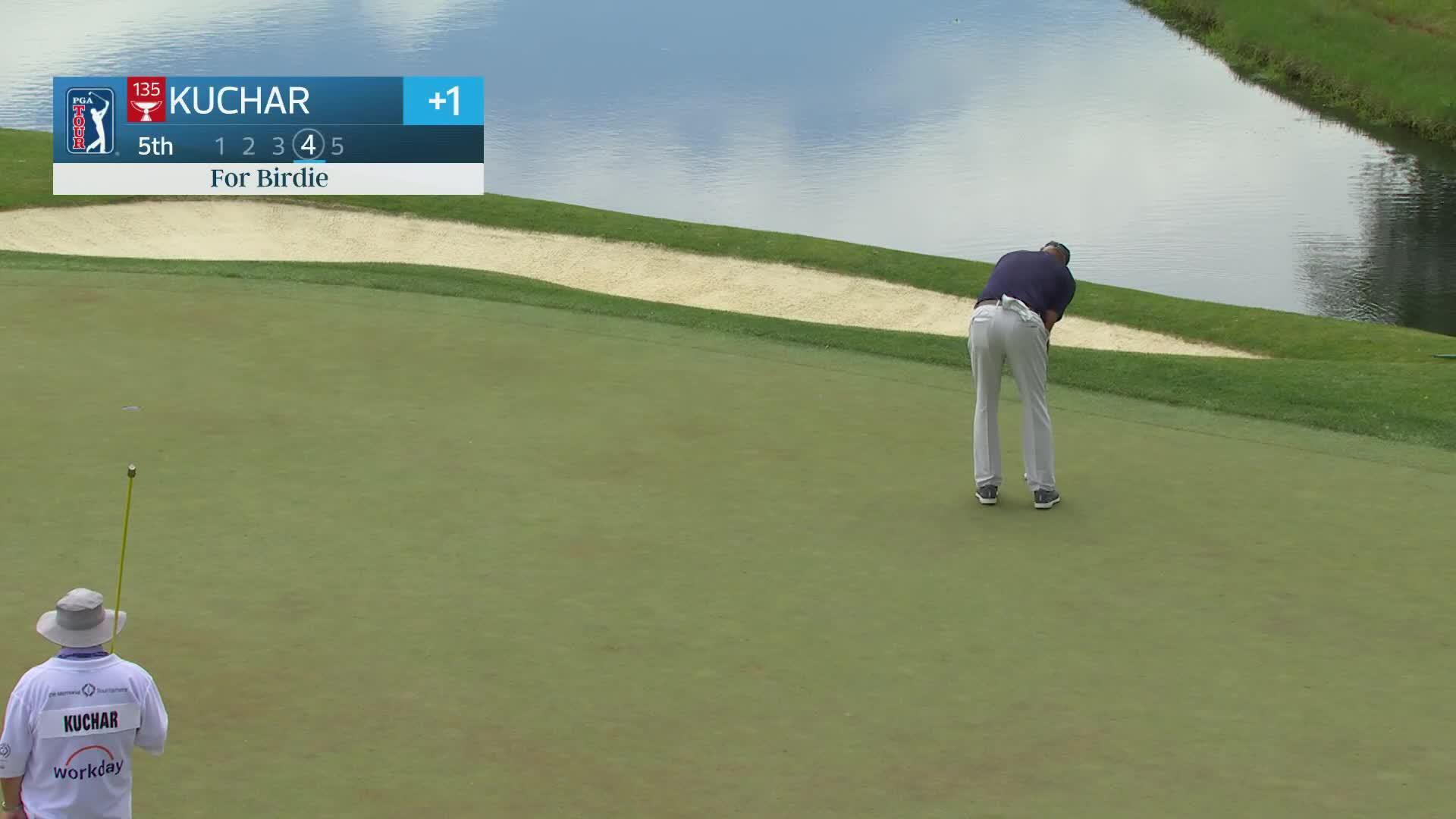 Matt Kuchar sinks 18-foot putt for birdie on No. 5 at the Memorial