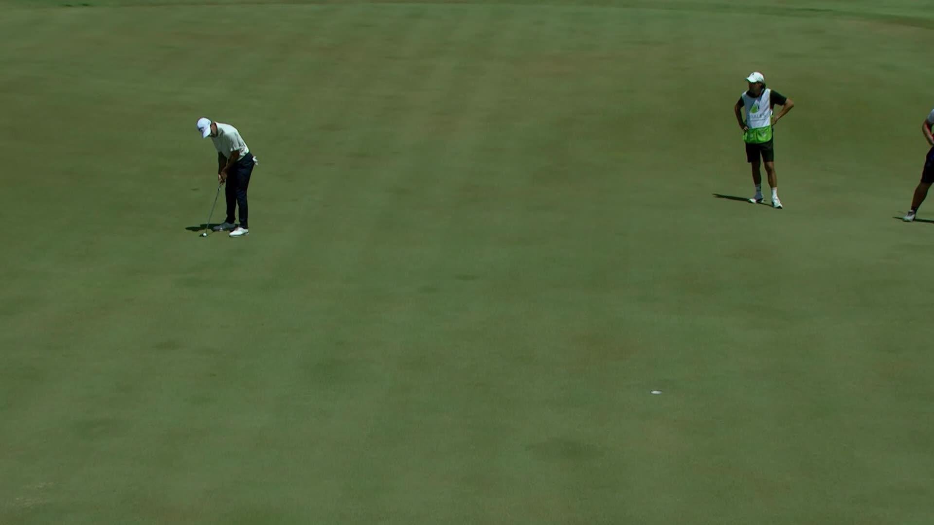 Ivan Cantero Gutierrez drains 27-foot birdie putt on No. 18 at Corales Puntacana