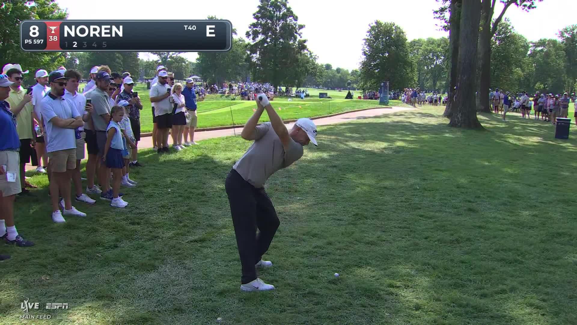 Alex Noren drains 12-foot putt for birdie on No. 8 at BMW Championship