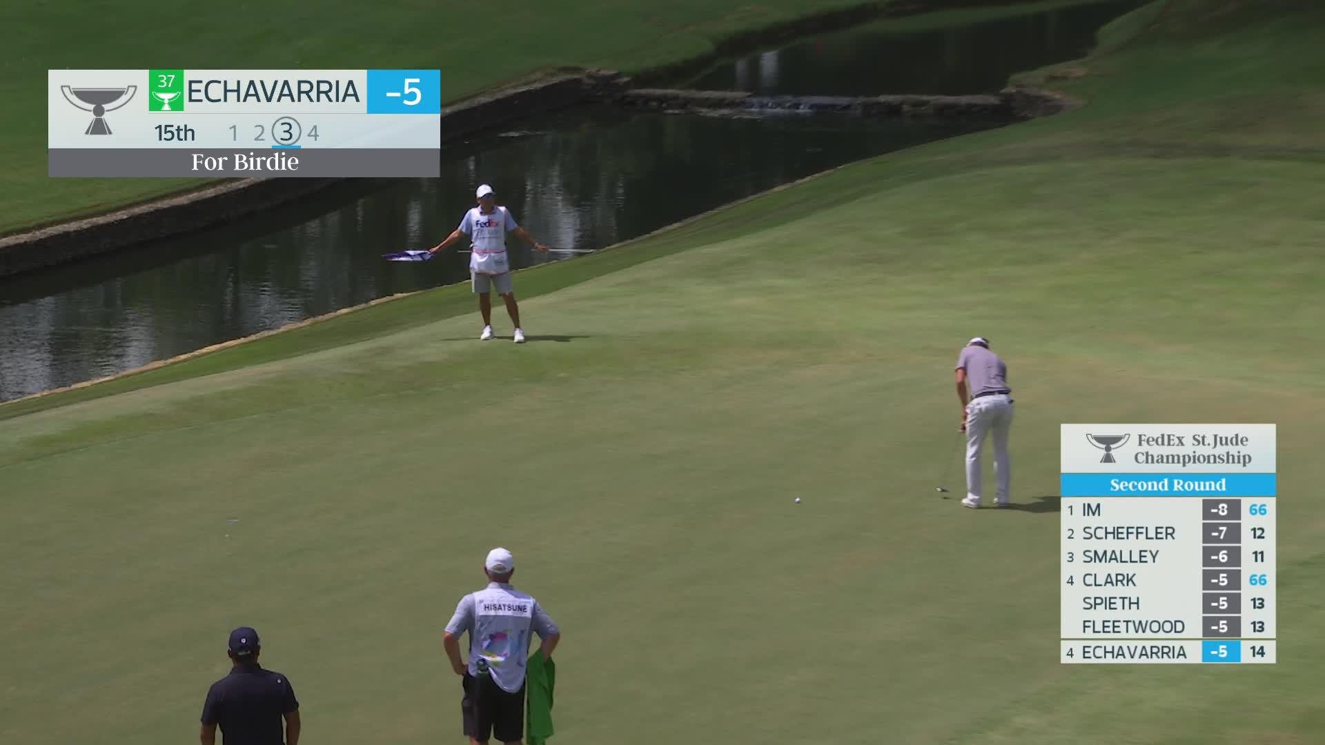 Nico Echavarria sinks 21-foot birdie putt on No. 15 at FedEx St. Jude