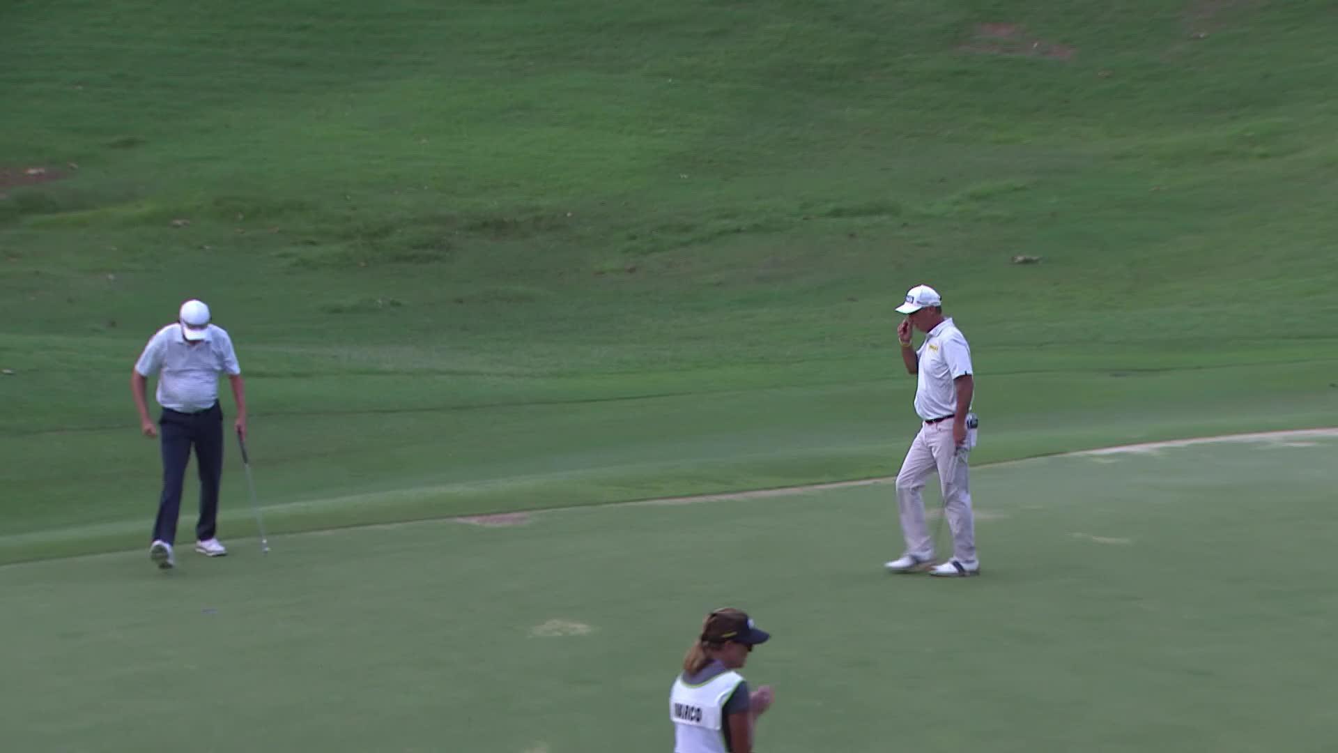 Chris DiMarco makes birdie putt on No. 15 at Regions Tradition