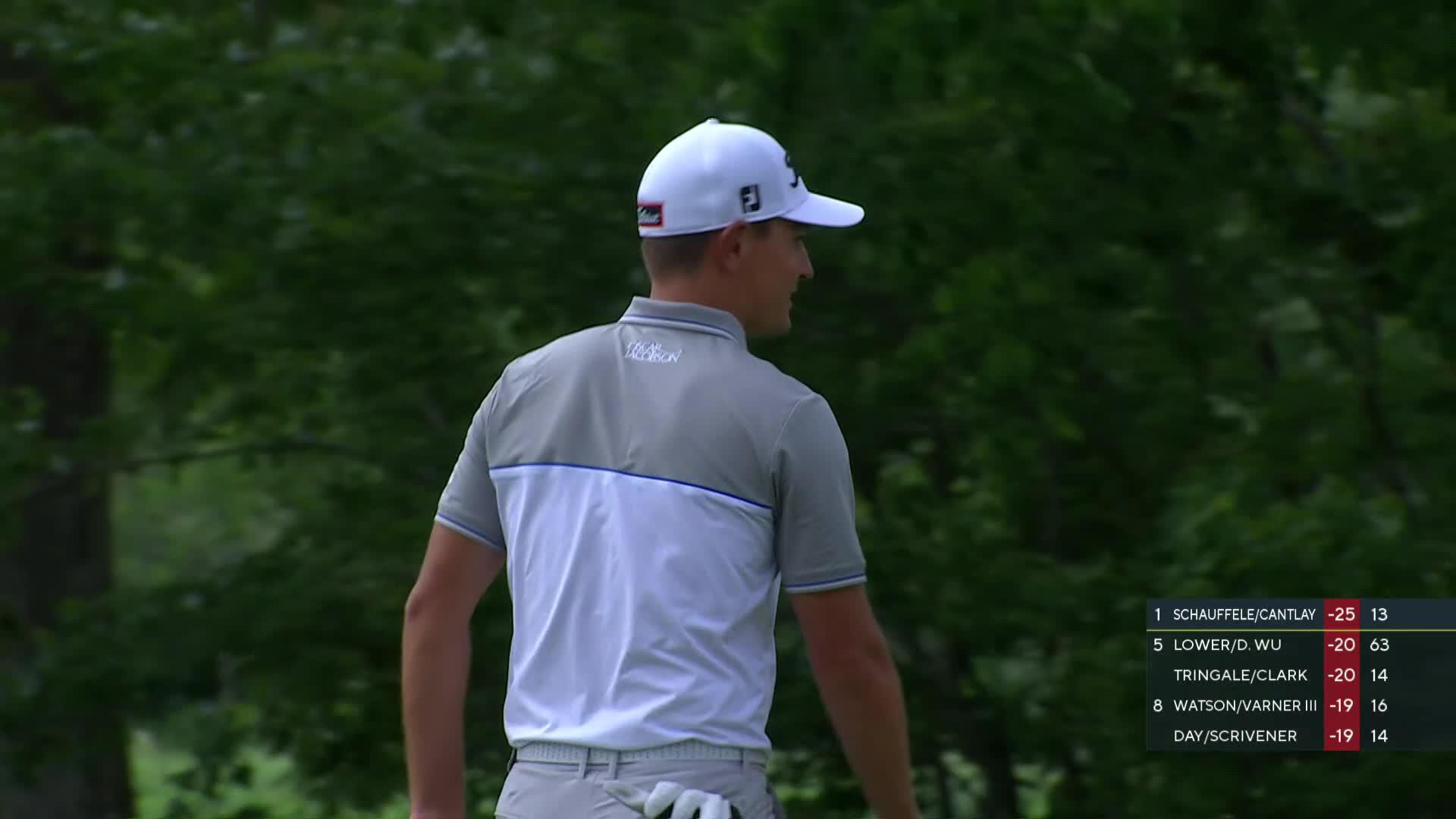 Jason Scrivener curls in 44-foot birdie putt at Zurich Classic