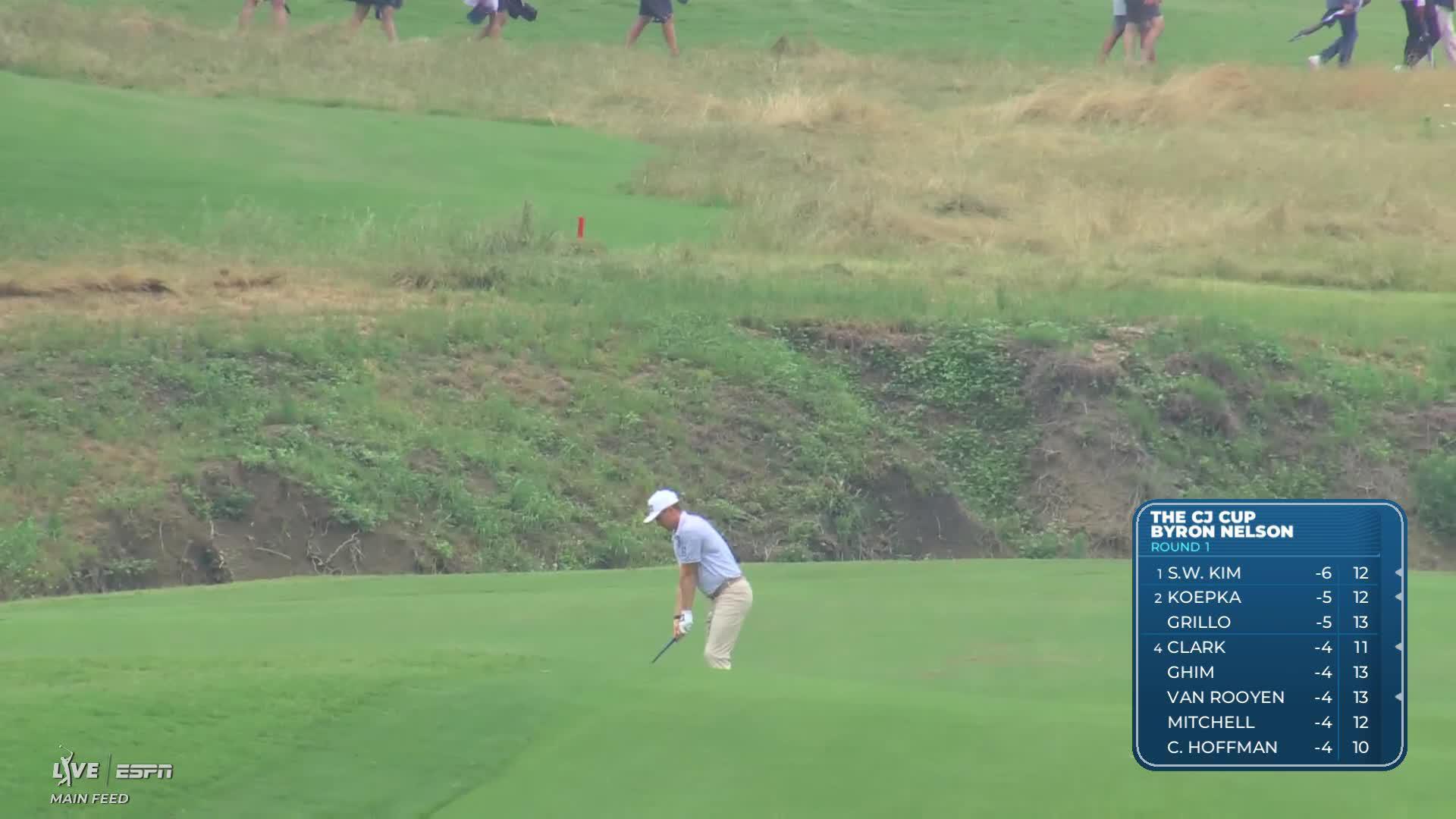 Mackenzie Hughes makes birdie on No. 5 at THE CJ CUP