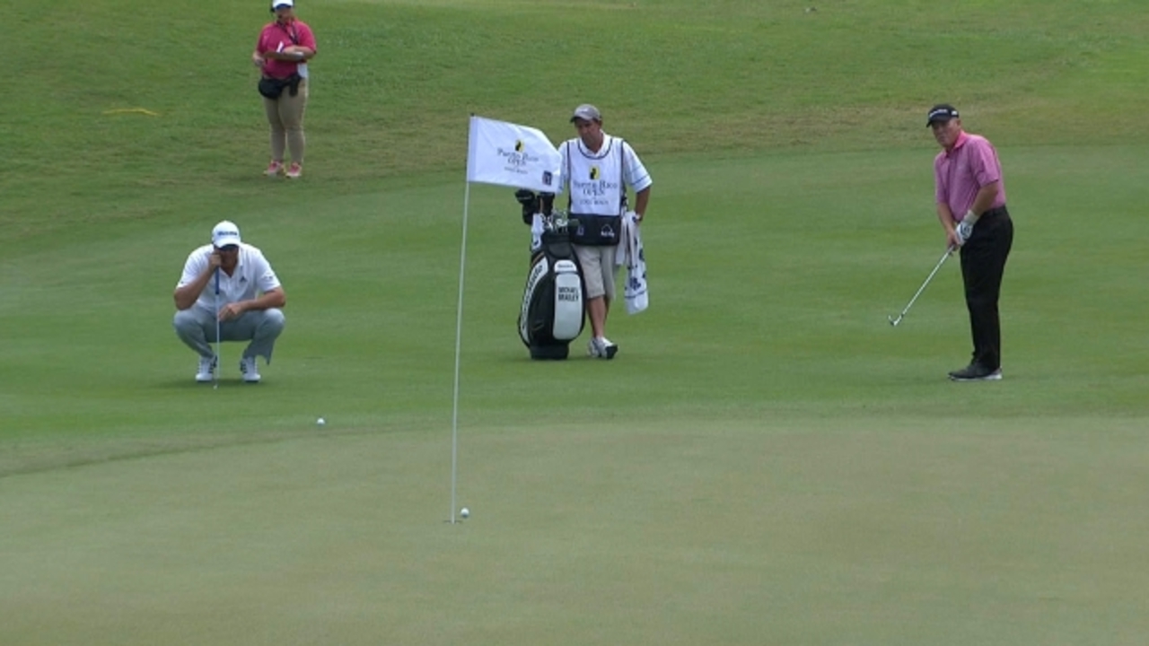 Michael Bradley holes out from off the green at Puerto Rico