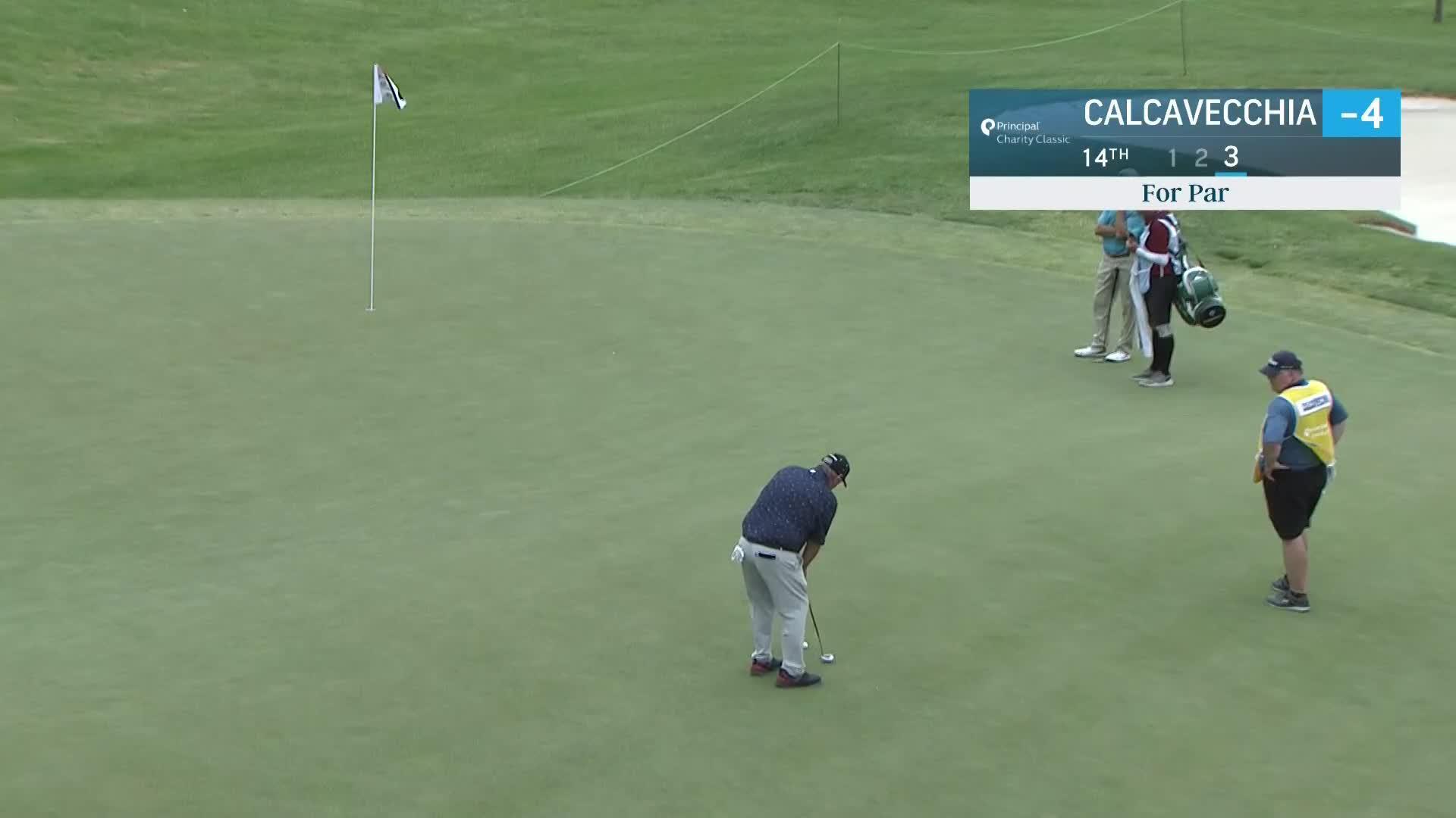 Mark Calcavecchia makes long putt for par on No. 14 at Principal