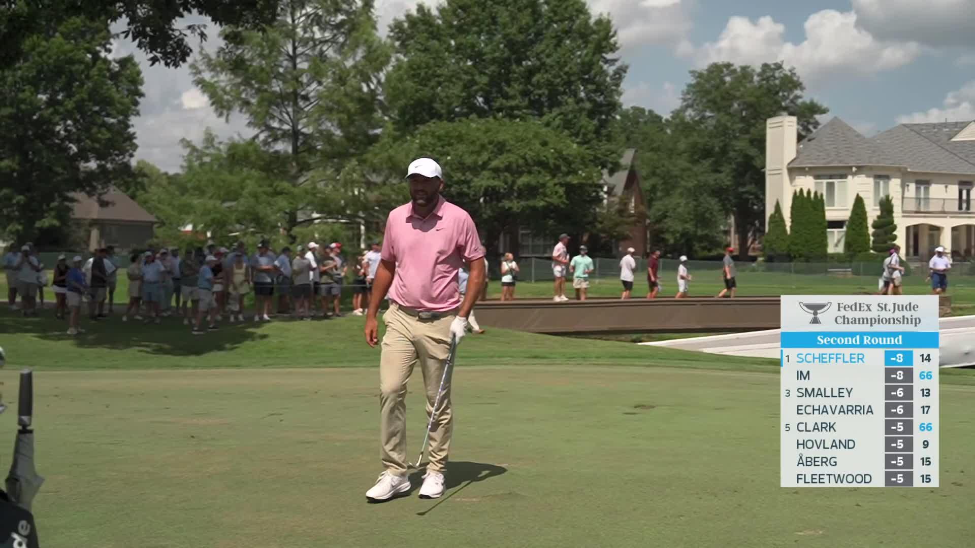 Scottie Scheffler's 88-yard approach sets up birdie on No. 15 at FedEx St. Jude