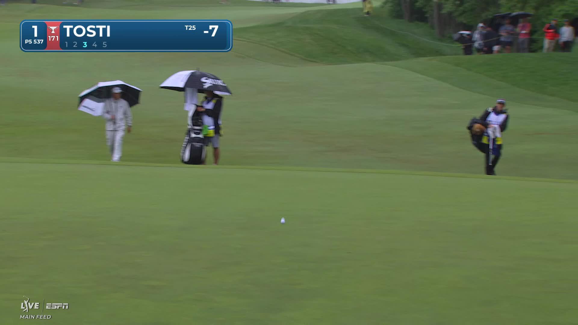 Alejandro Tosti drains 3-foot birdie putt on No. 1 at RBC Canadian