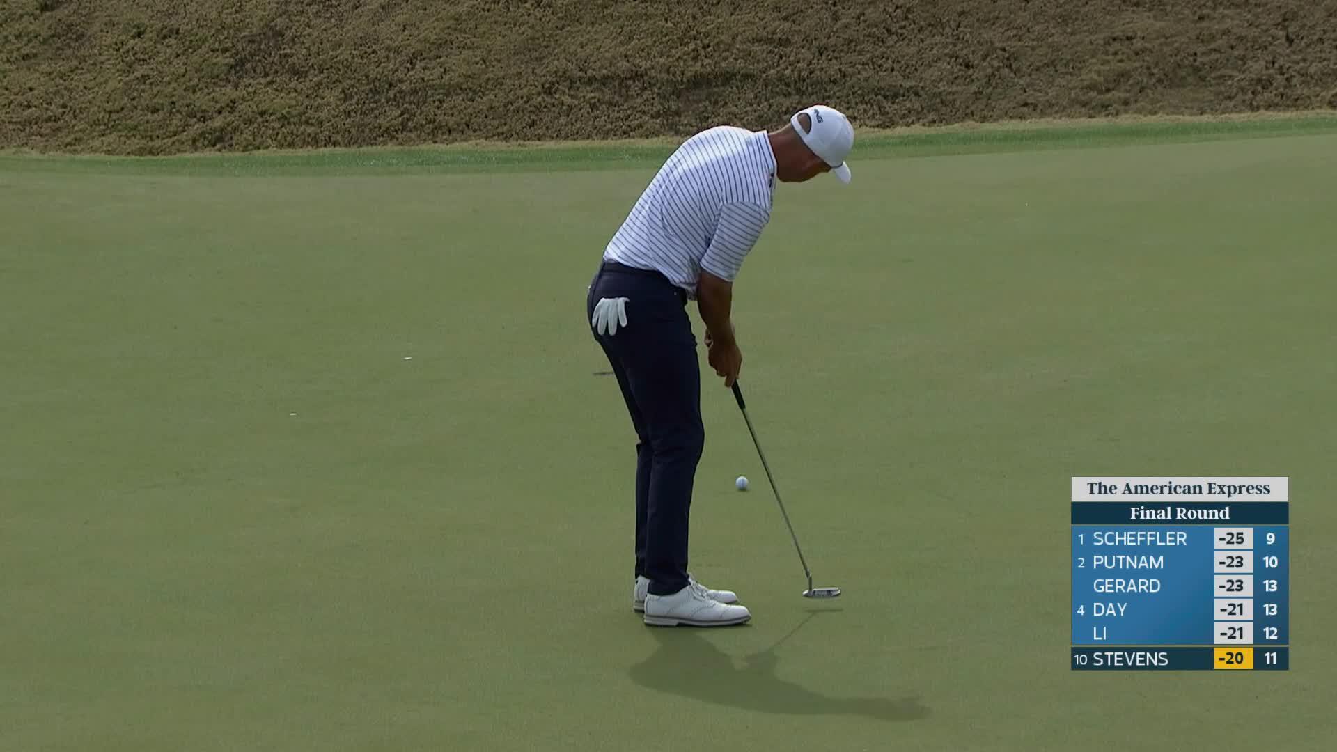 Sam Stevens pours in 21-foot birdie putt on No. 12 at The American Express