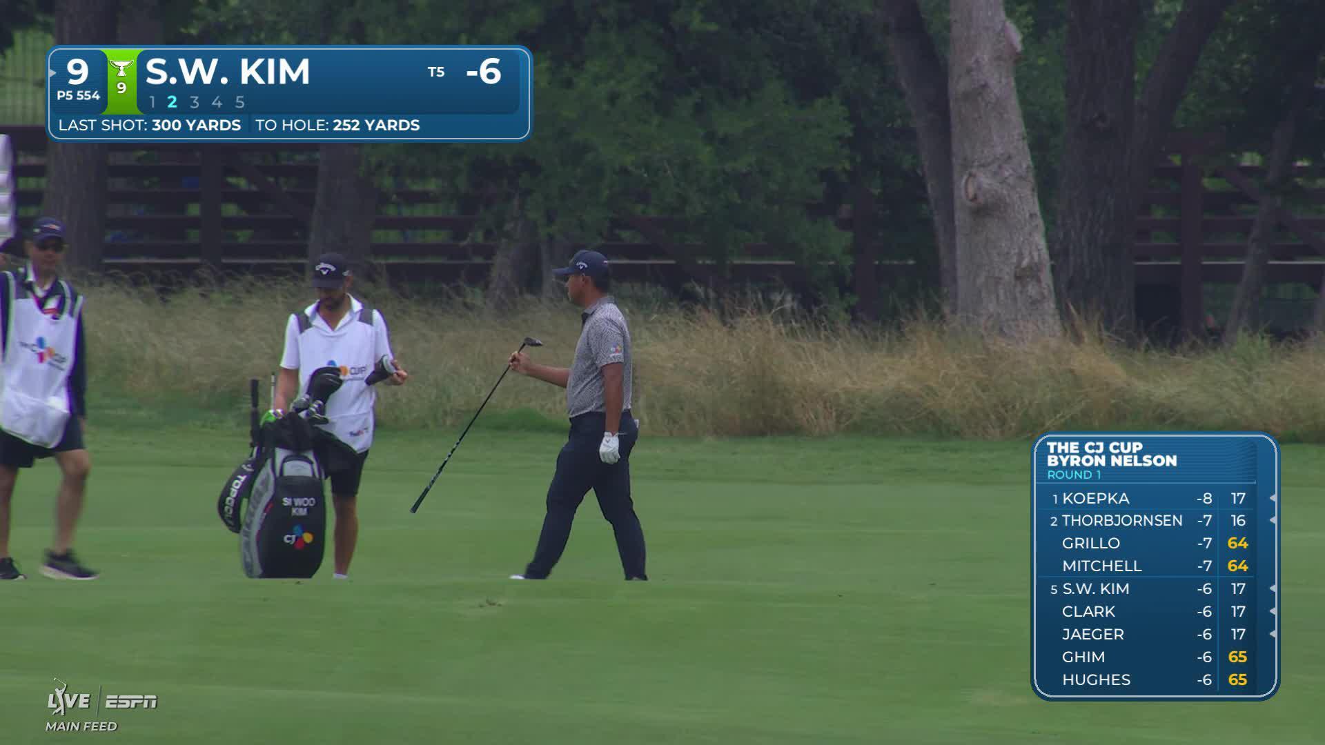 Si Woo Kim two-putts for birdie on No. 9 at THE CJ CUP