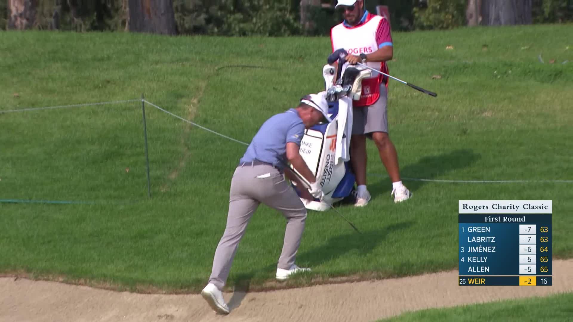 Mike Weir makes birdie on No. 18 at Rogers Charity Classic