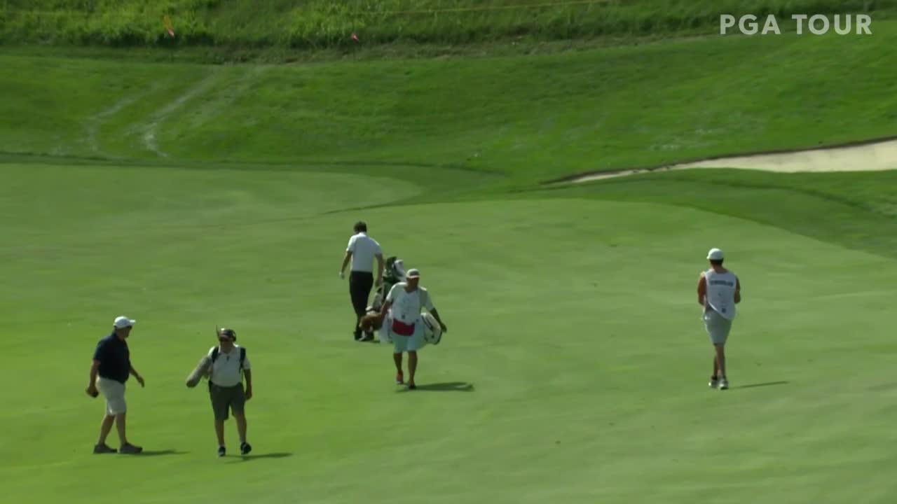 Ollie Schniederjans holes out for eagle on No. 18 at Korn Ferry Tour Champ
