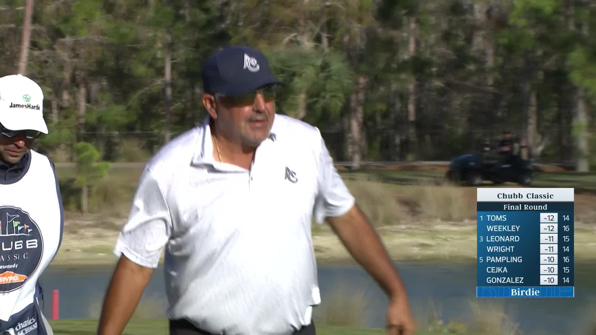 Ángel Cabrera makes birdie on No. 15 at Chubb Classic