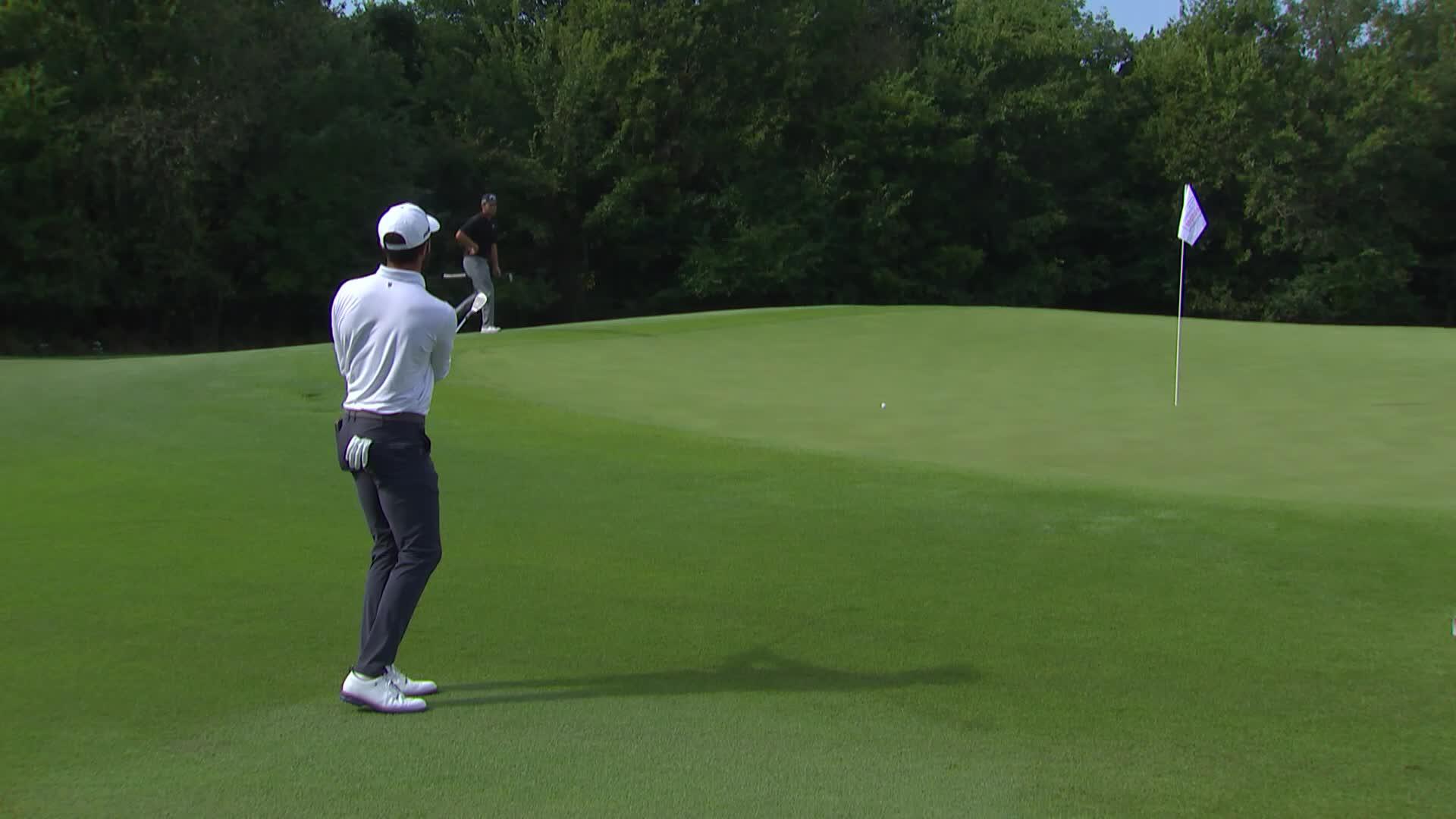 Alvaro Ortiz holes out for birdie at Compliance Solutions