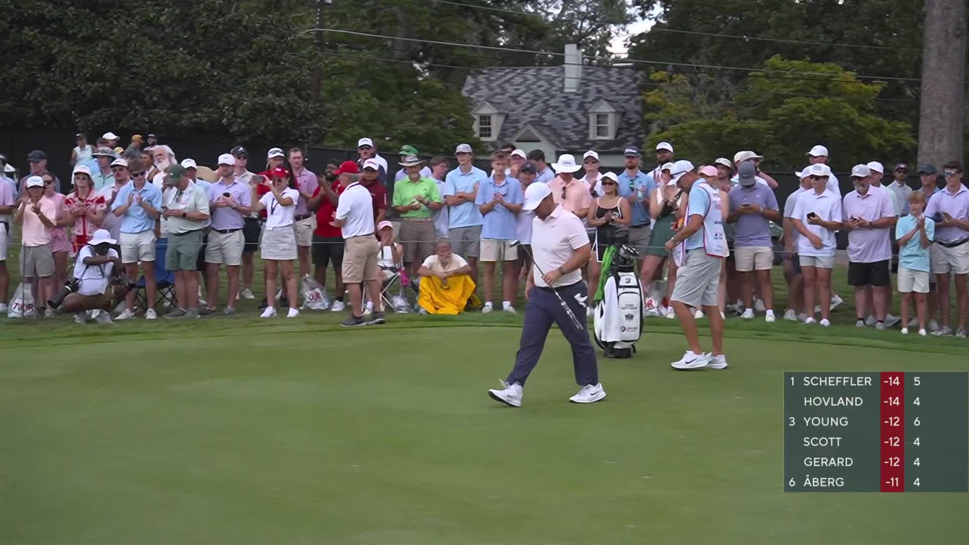 Chris Gotterup makes 4-foot birdie putt on No. 6 at TOUR Championship