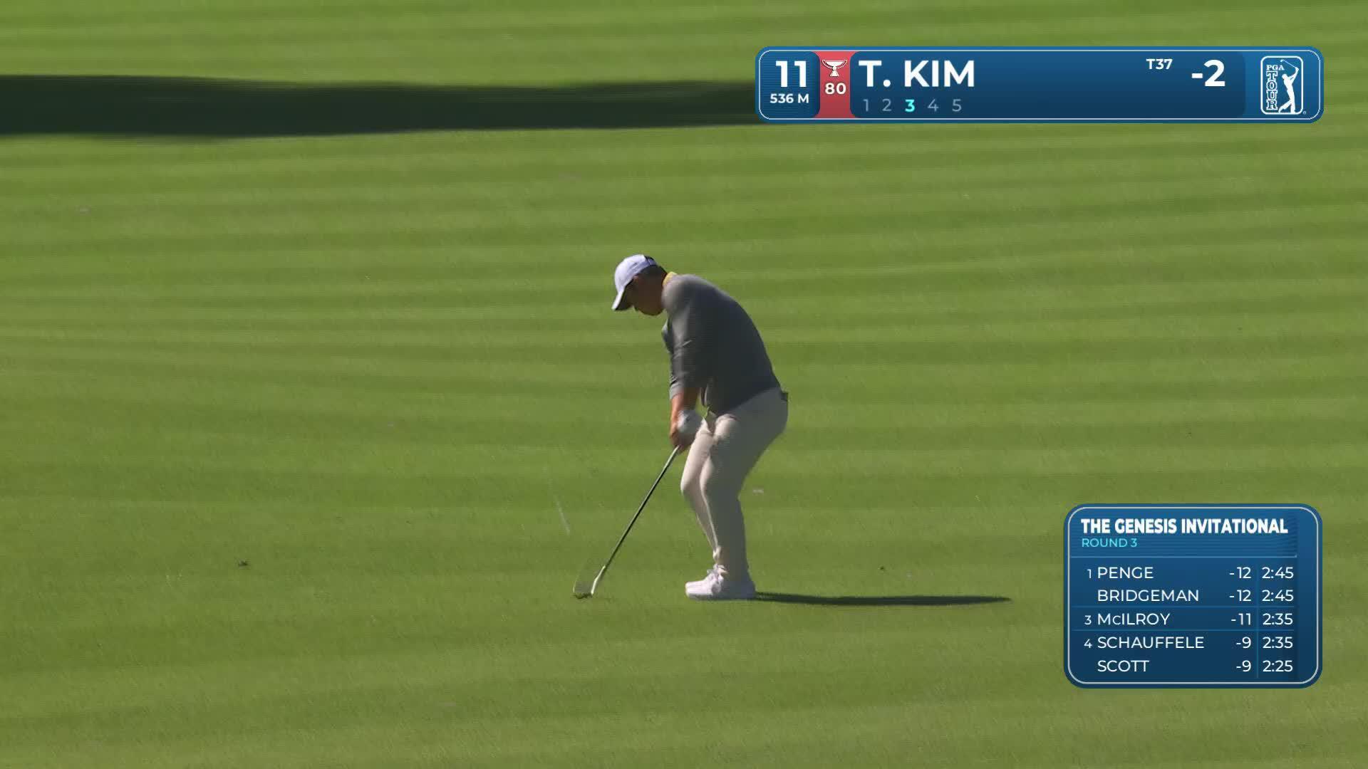 Tom Kim hits 57-yard approach to 2 feet, sets up birdie on No. 11 at The Genesis