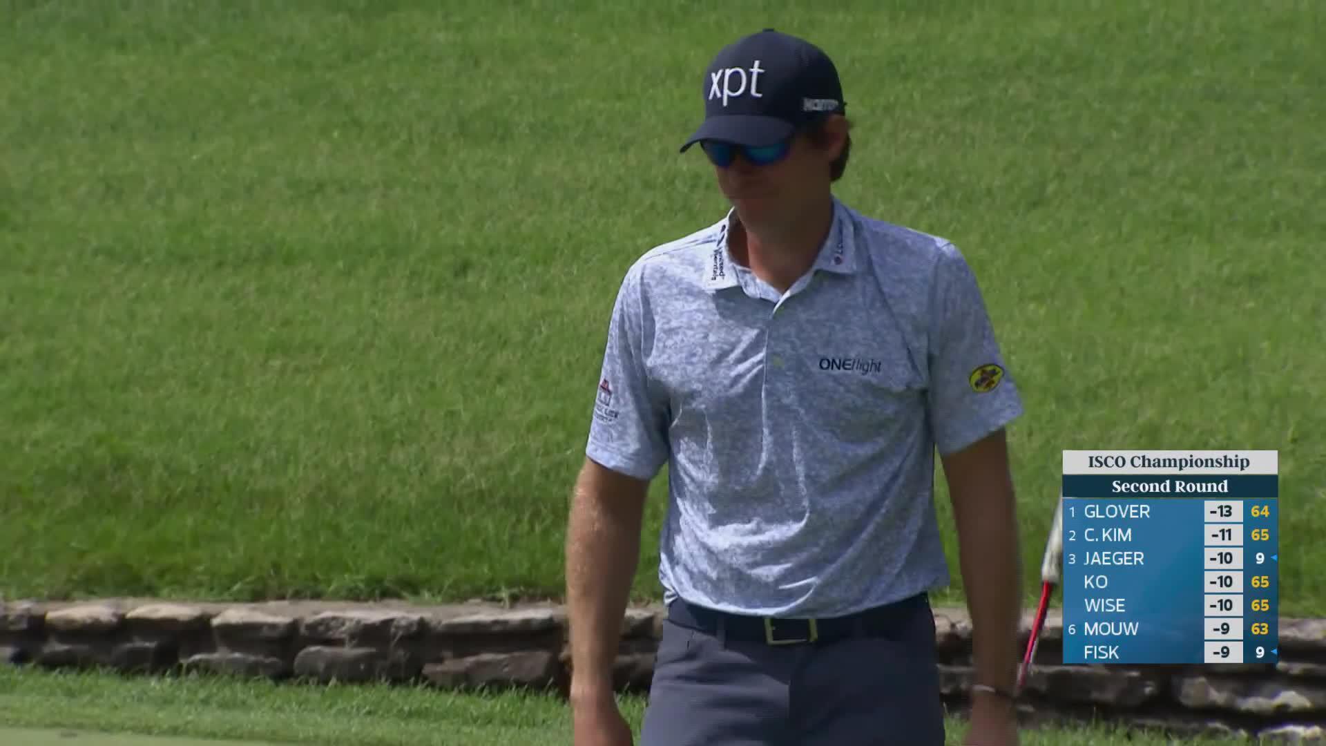 Adam Schenk sinks 29-foot birdie putt on No. 1 at ISCO Championship