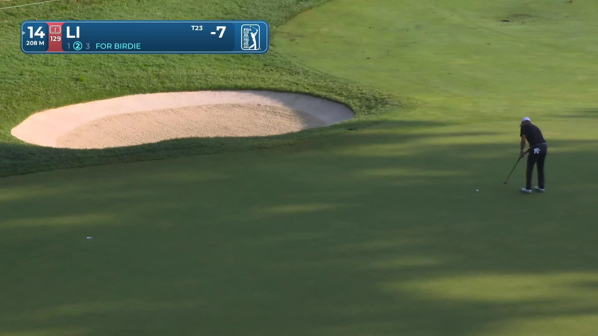 Haotong Li sinks 31-foot birdie putt on No. 14 at Biltmore Championship