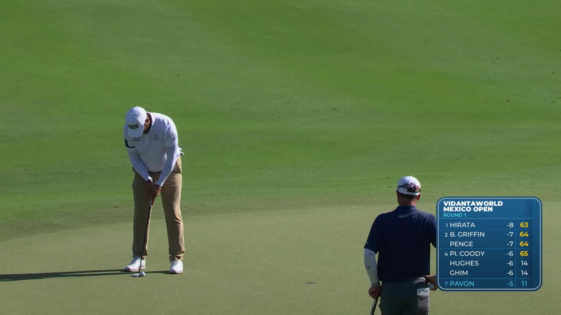 Matthieu Pavon drains 4-foot birdie putt on No. 12 at Mexico Open