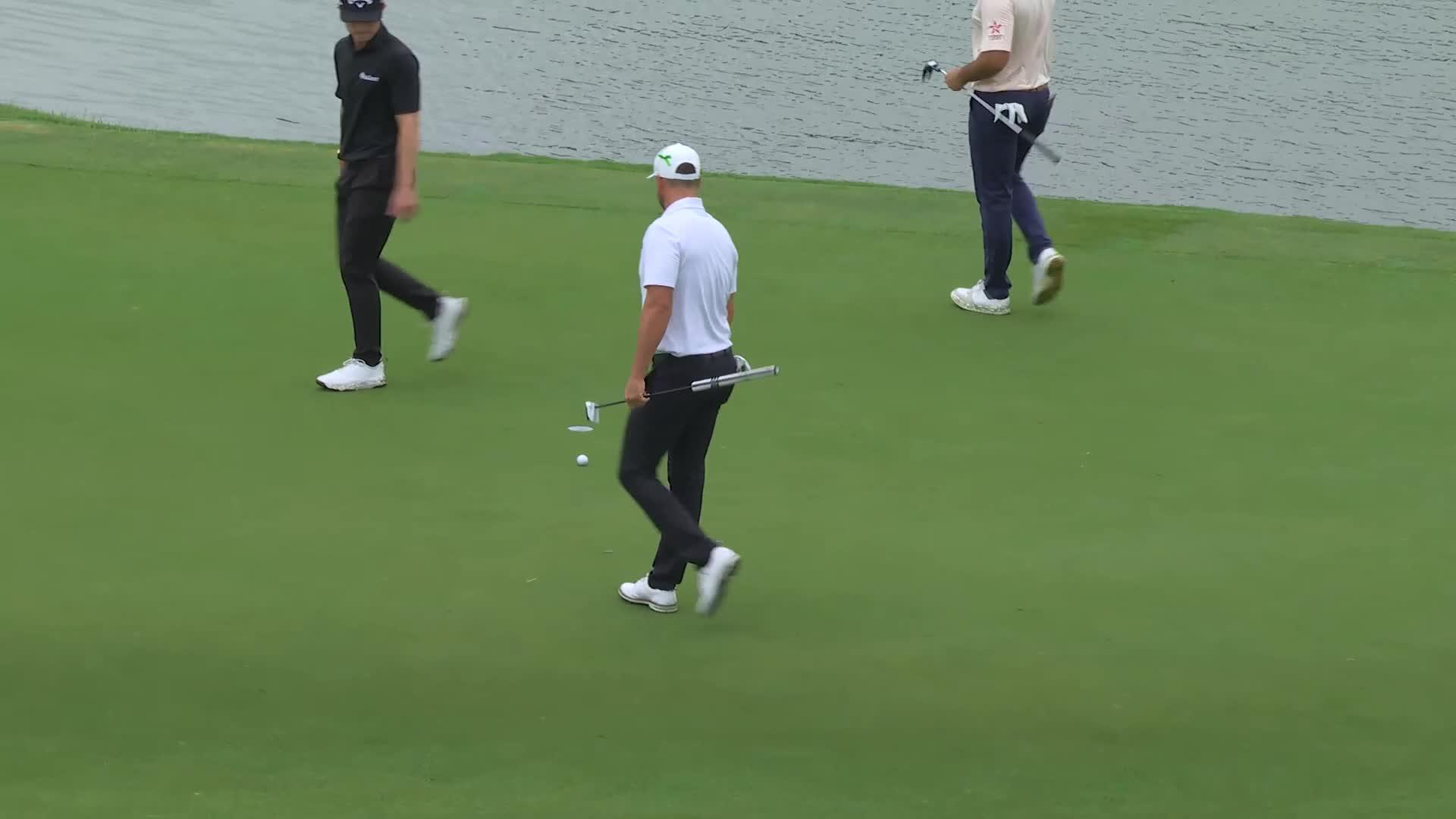 Chandler Phillips makes birdie on No. 4 at THE CJ CUP